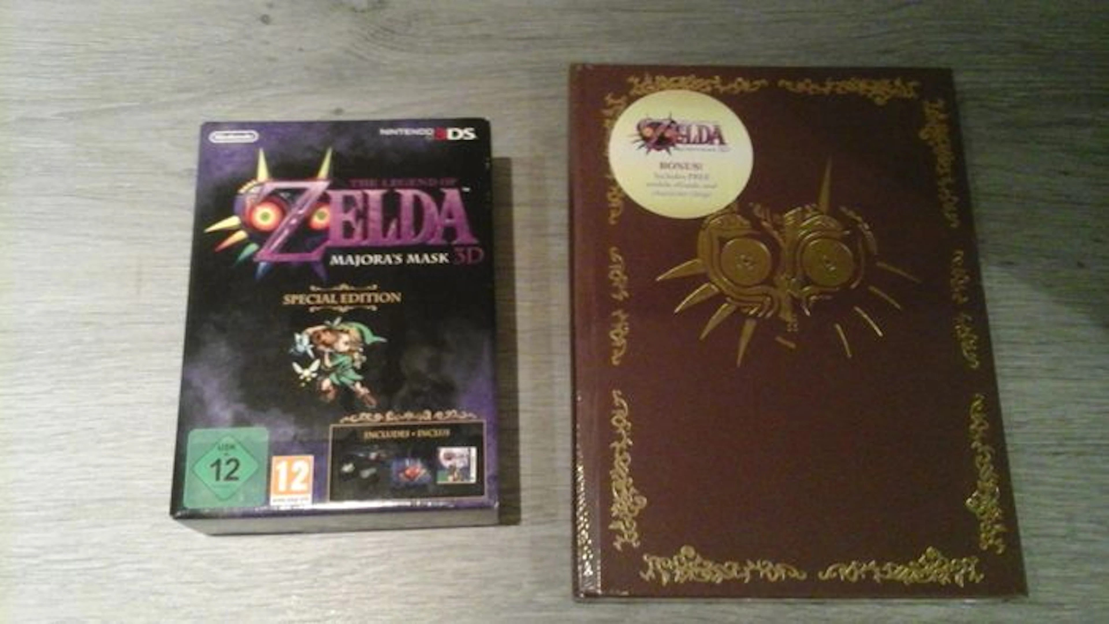 Limited Zelda Majora's Mask 3D incl Official Game Guide