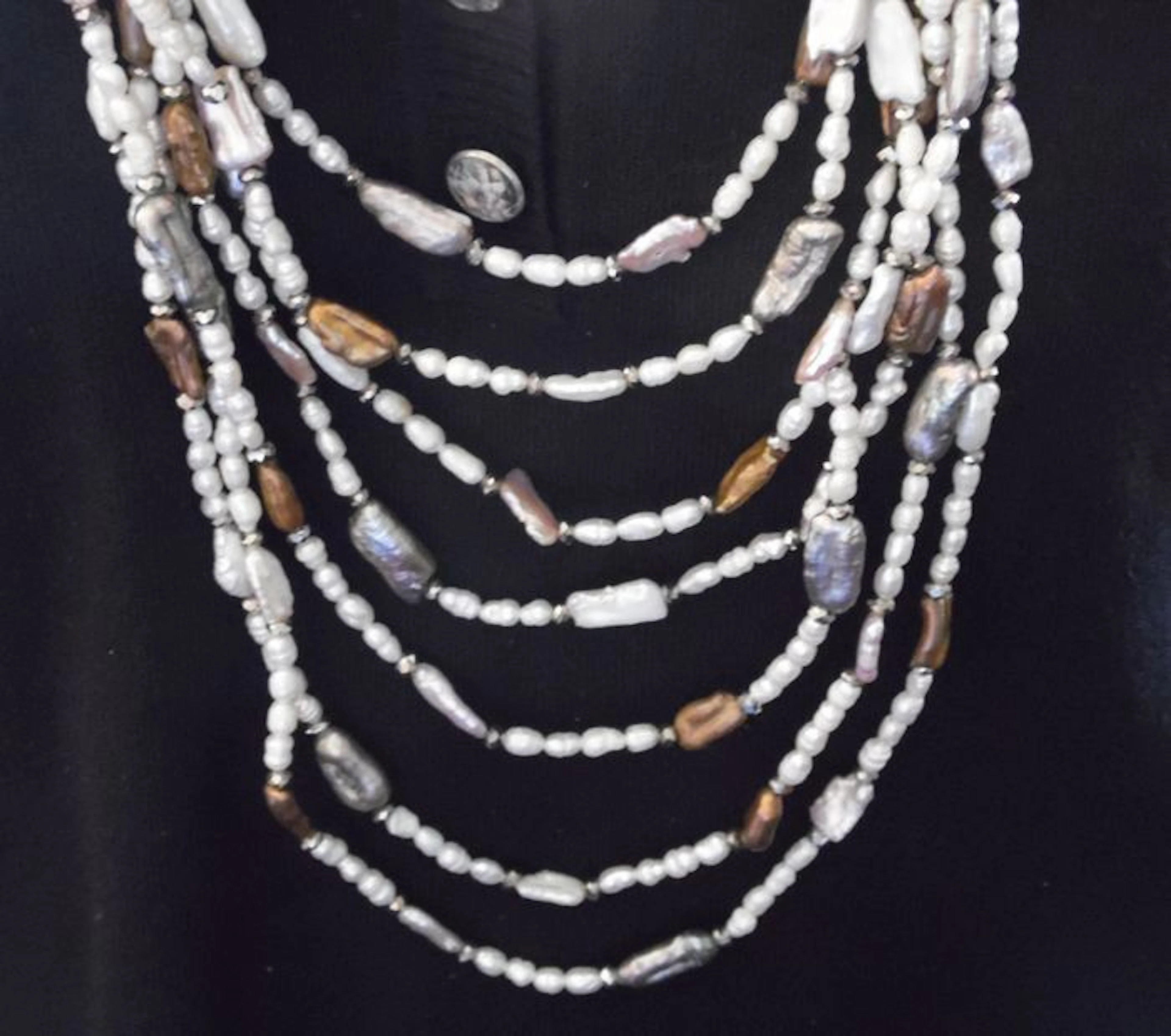 Collana con Perle e pietre