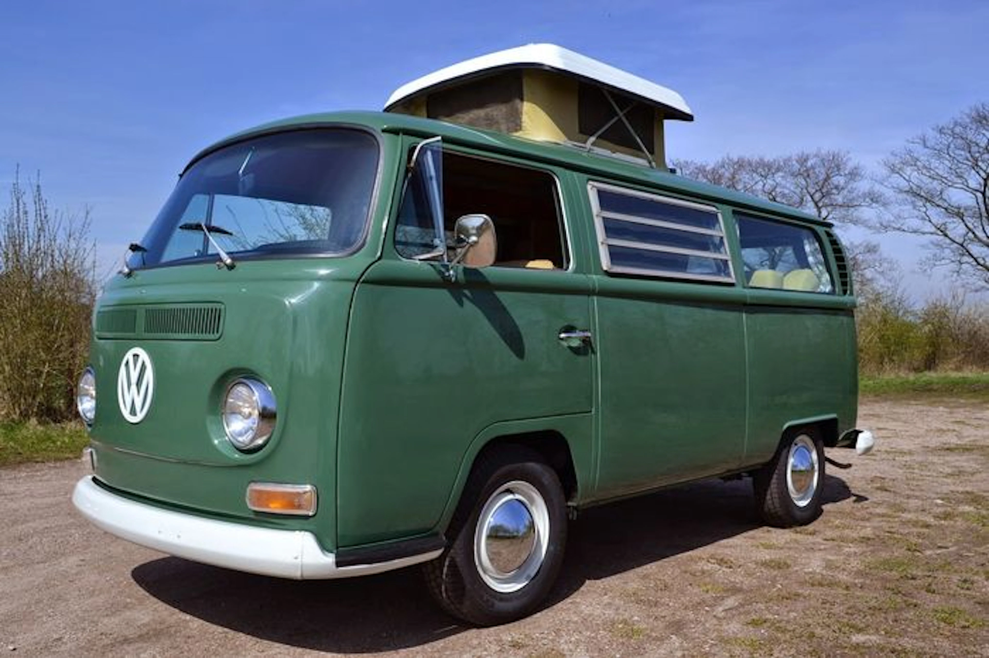 Volkswagen T2a Westfalia camper - 1968
