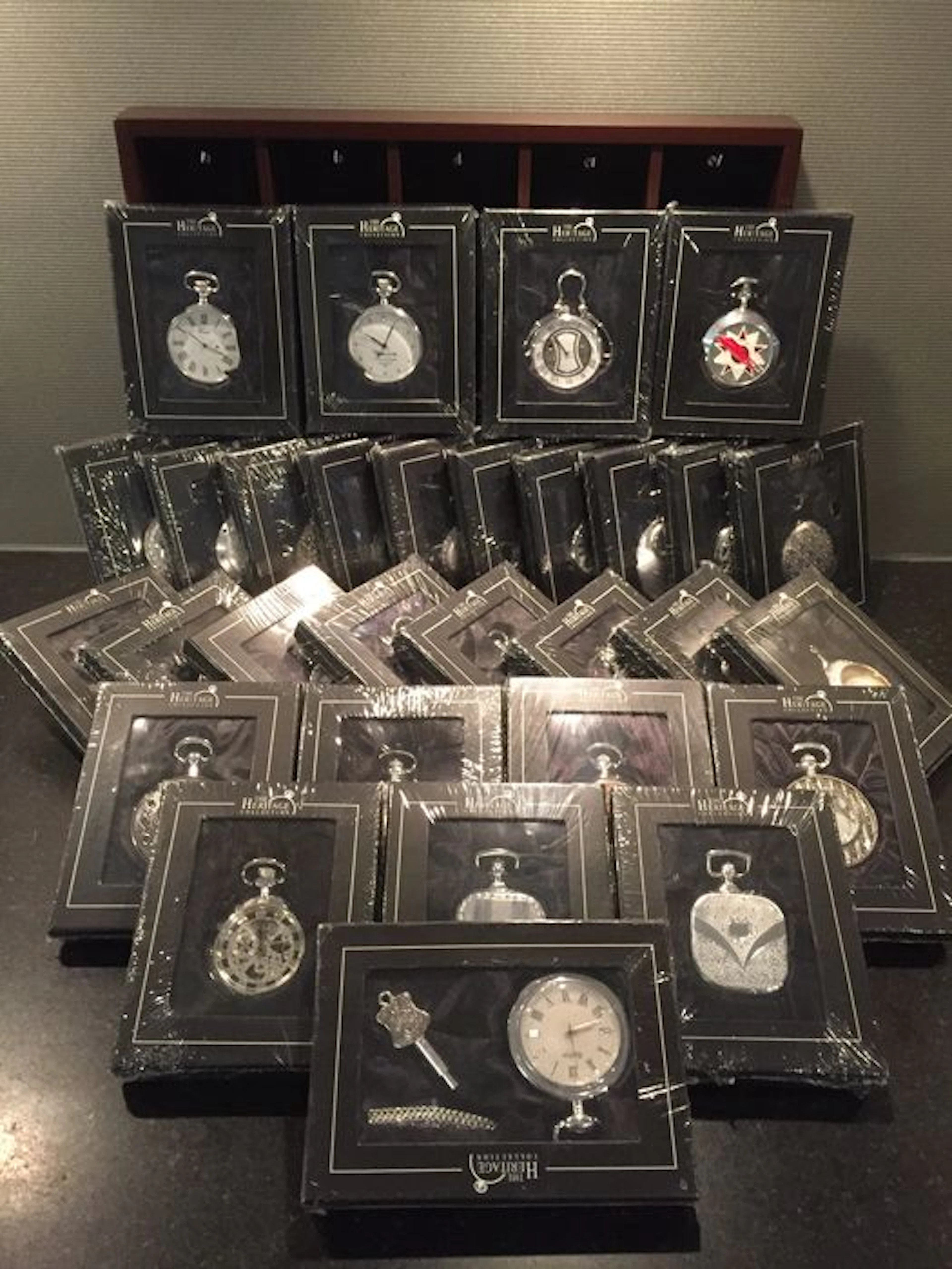 Lot of 20 Atlas Editions Heritage - Pocket watches - Period 19th century