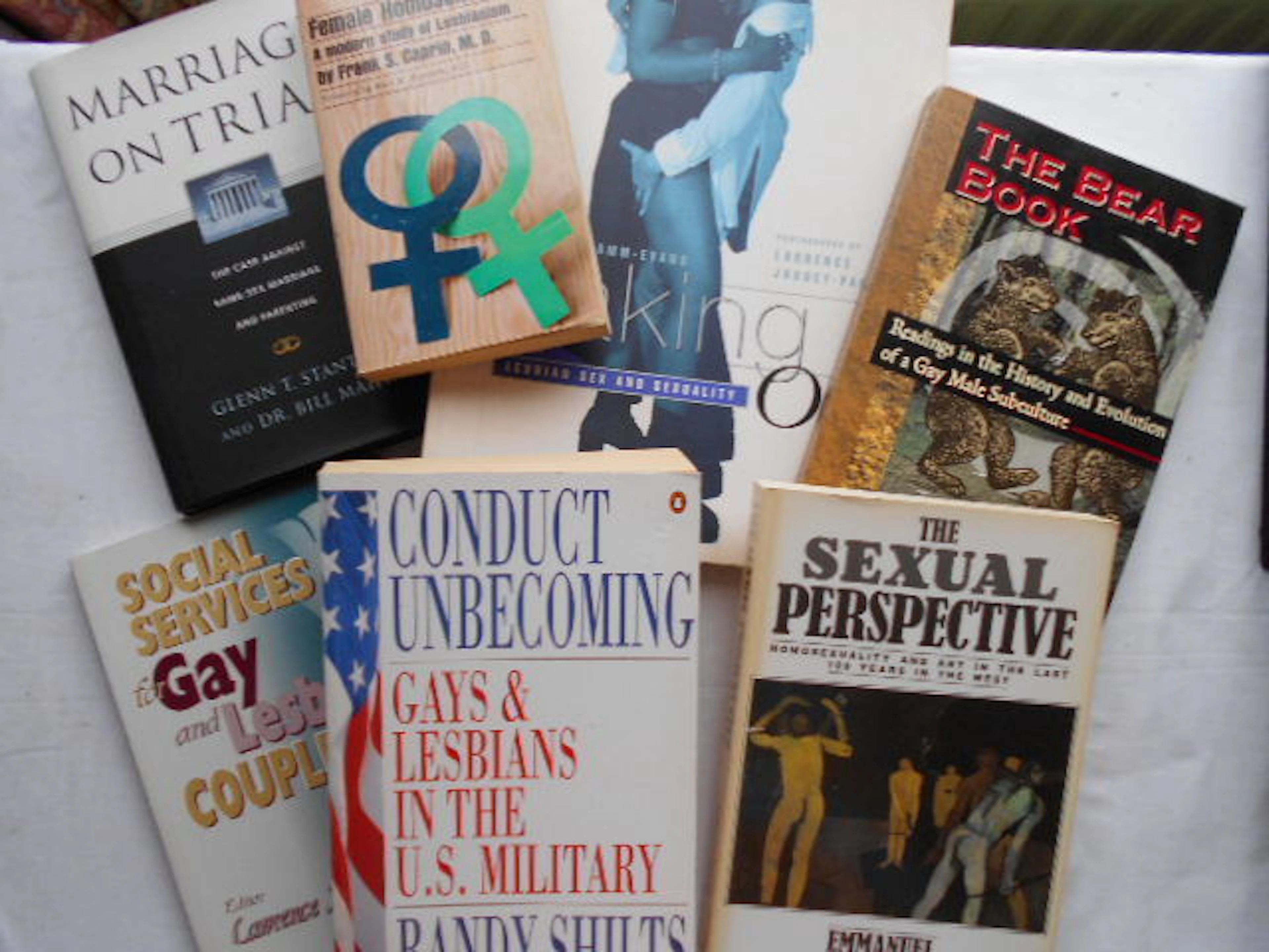 Gay & Lesbian interest; Lot met 7 uitgaven over specifieke mannelijke en vrouwelijke homosexualiteit - 1962/1995