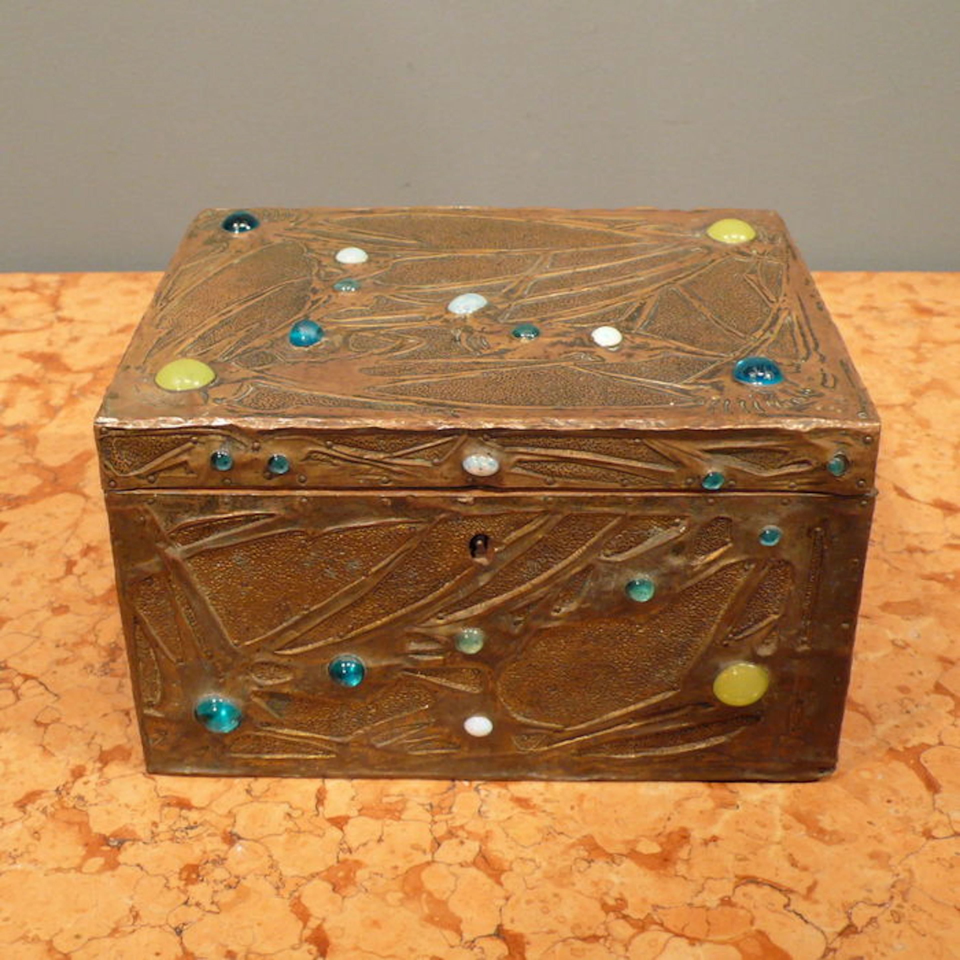 Jewelry box in the style of Alfred Daguet
