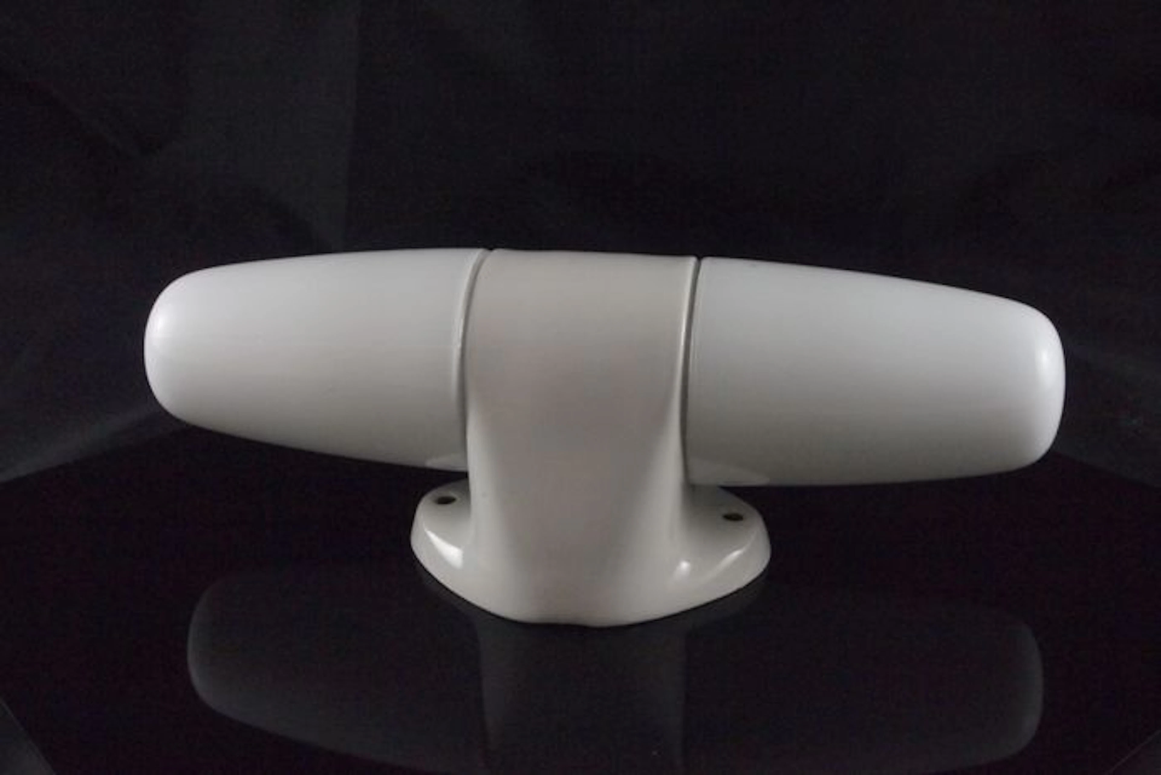 Wilhelm Wagenfeld voor Lindner - wandlamp