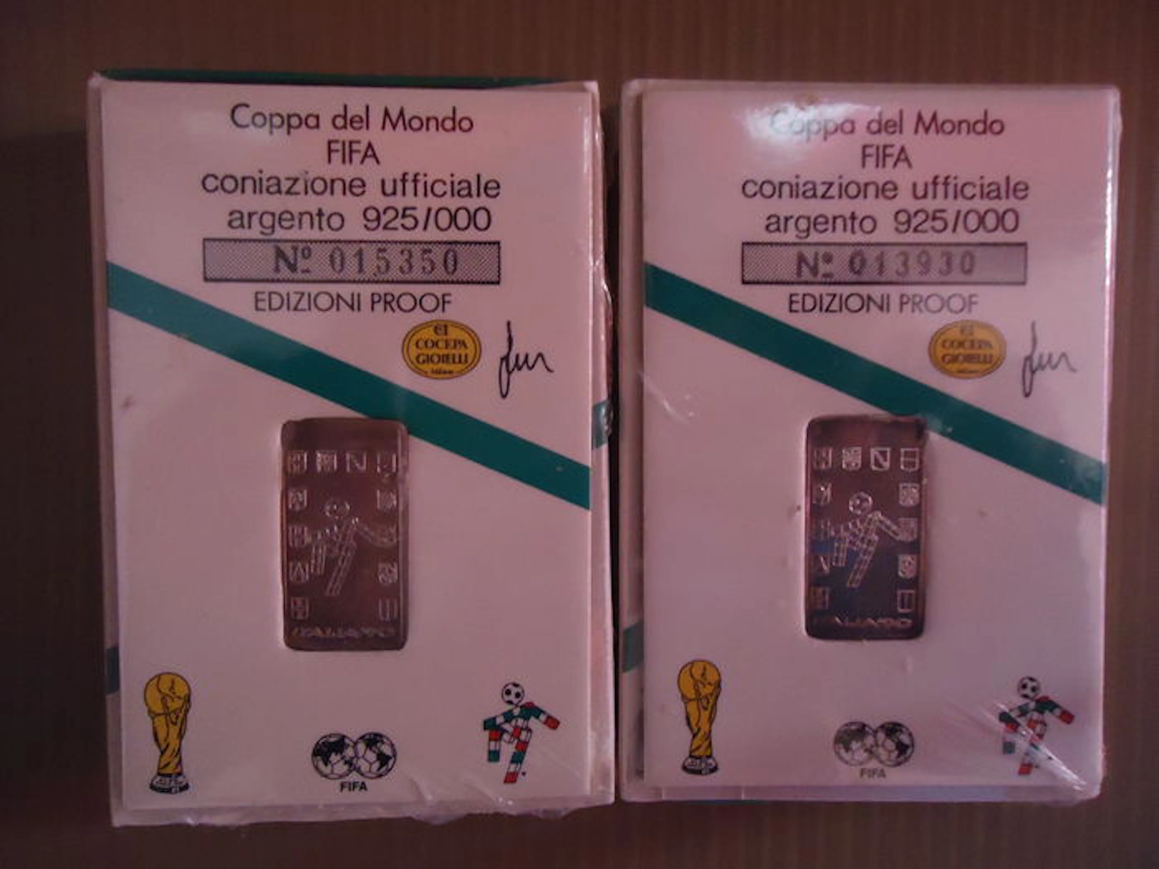 2 bullions from the 1990 World Cup collection
