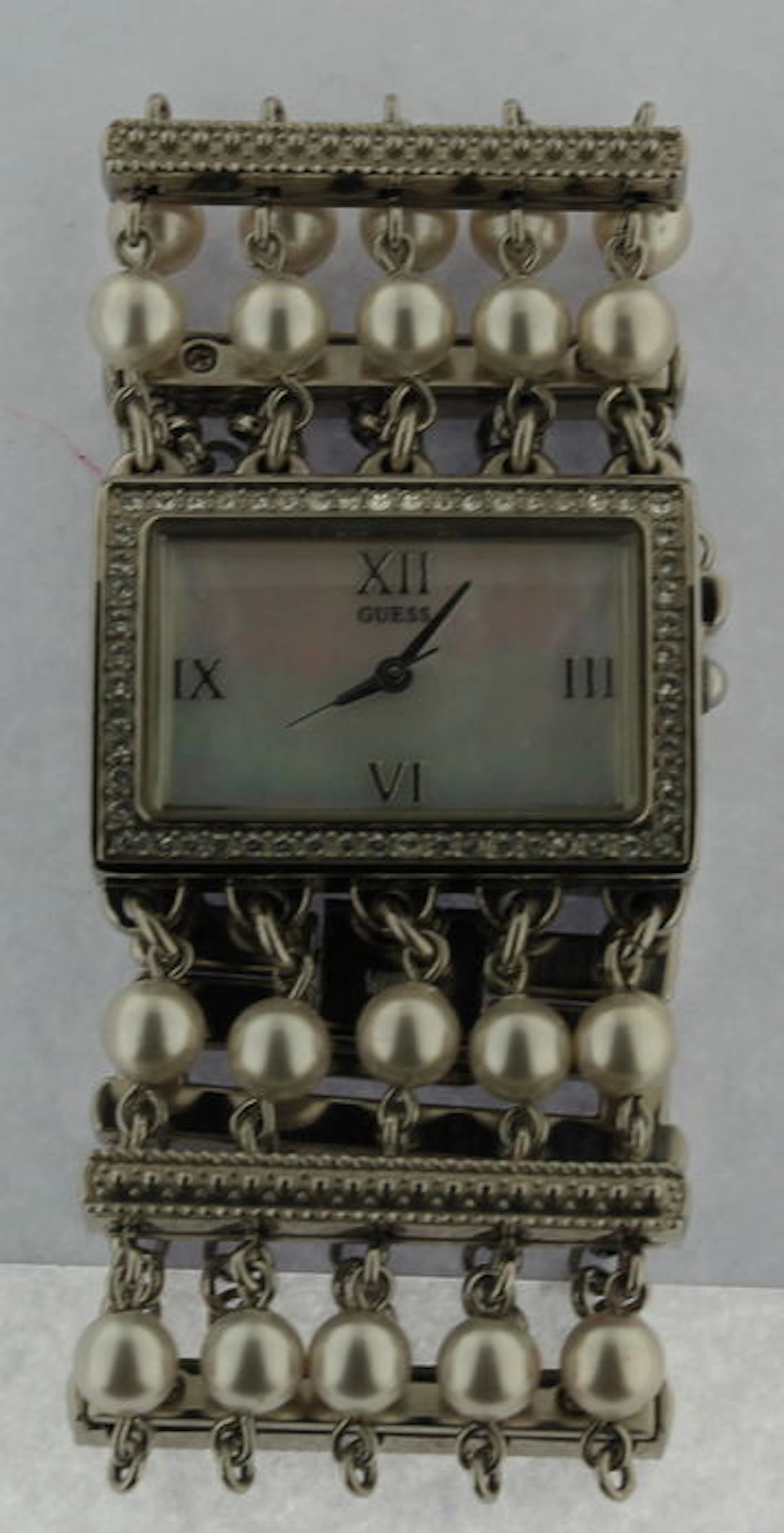Guess - Horloge met zirkonia steentjes en synthetische parels