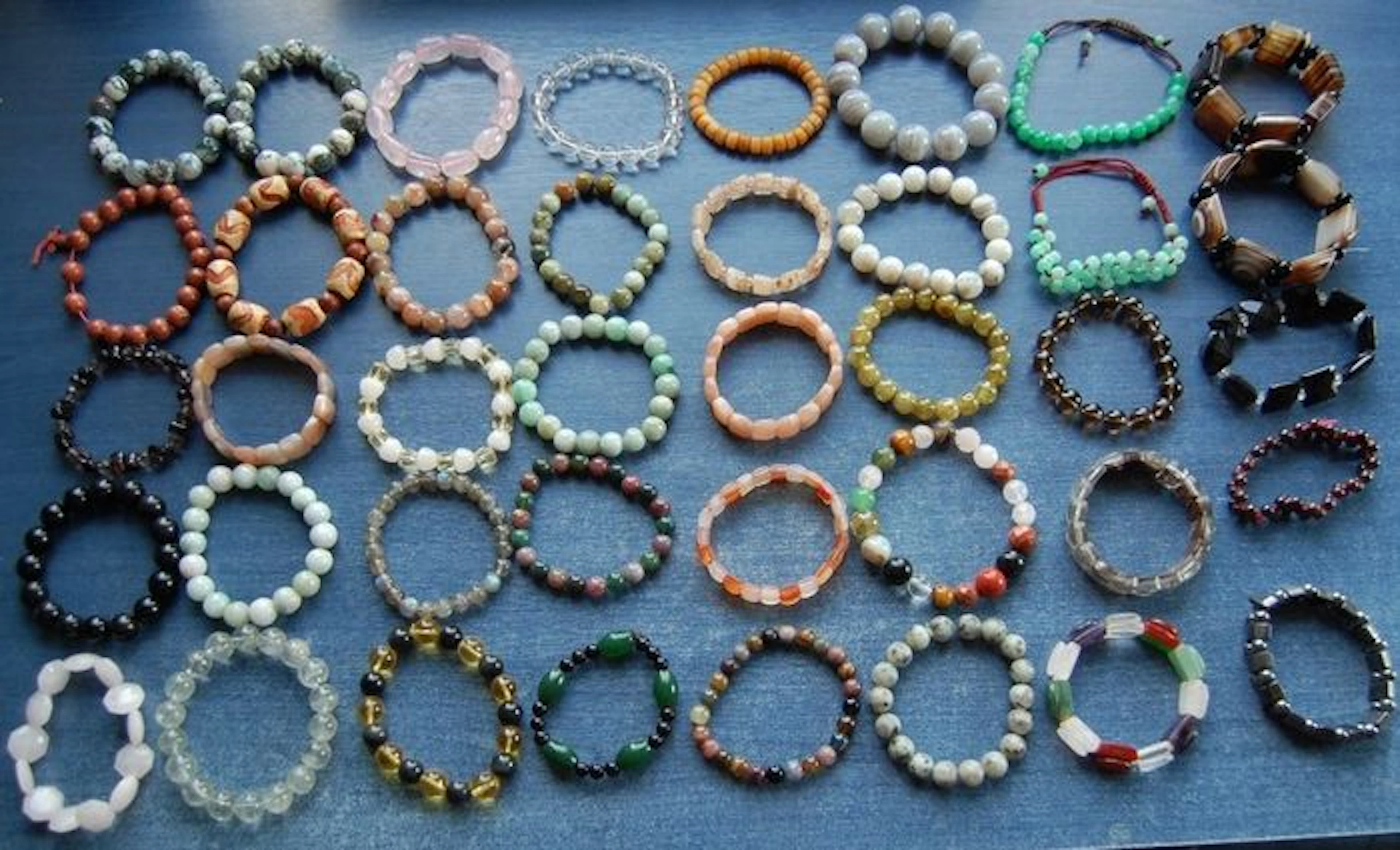 lot of 40 bracelet various minerals gemstones