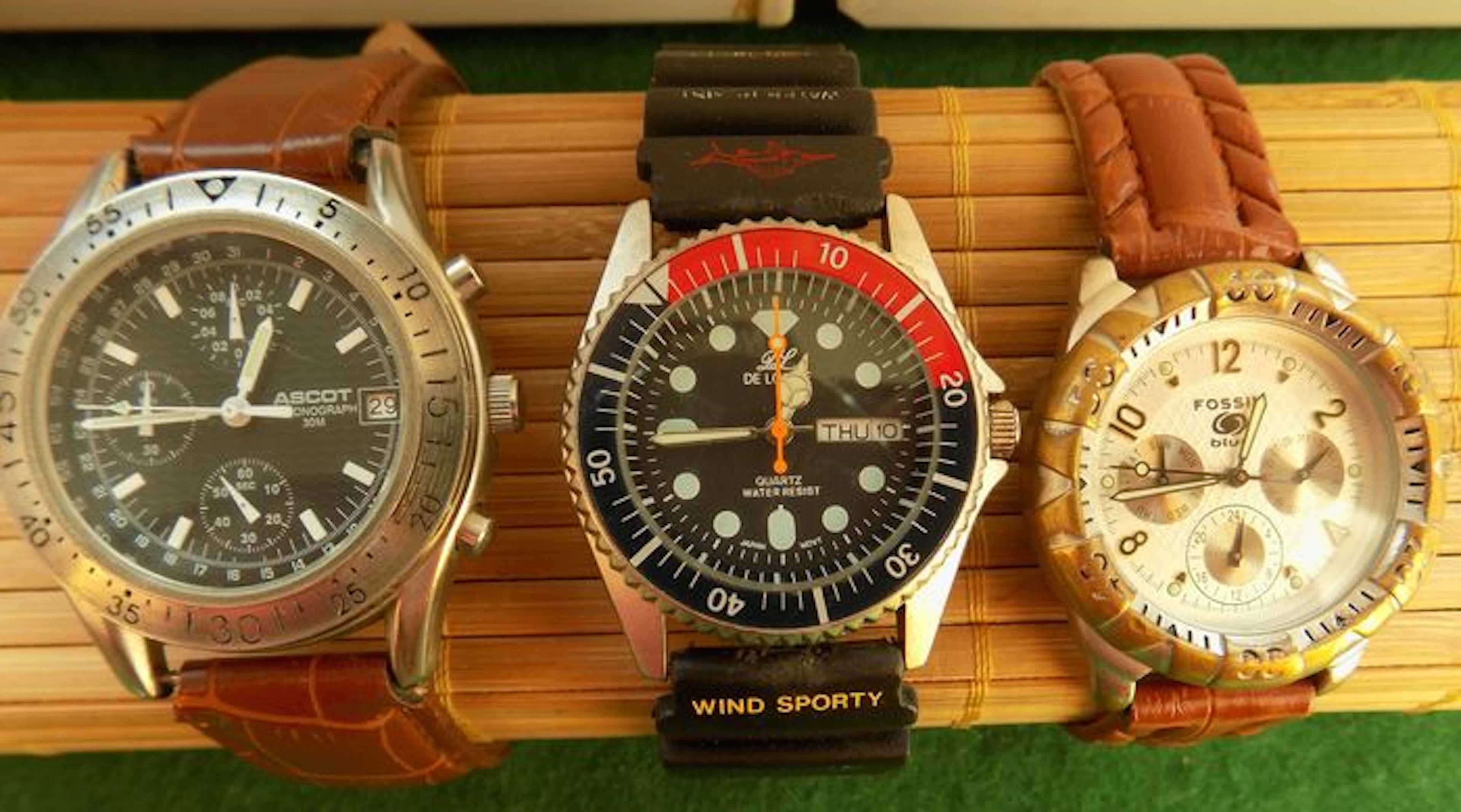 ASCOT Chronograph + DL de Longe Day Date Sport + FOSSIL Blue Chronograph- 3 men's wristwatches - 90s