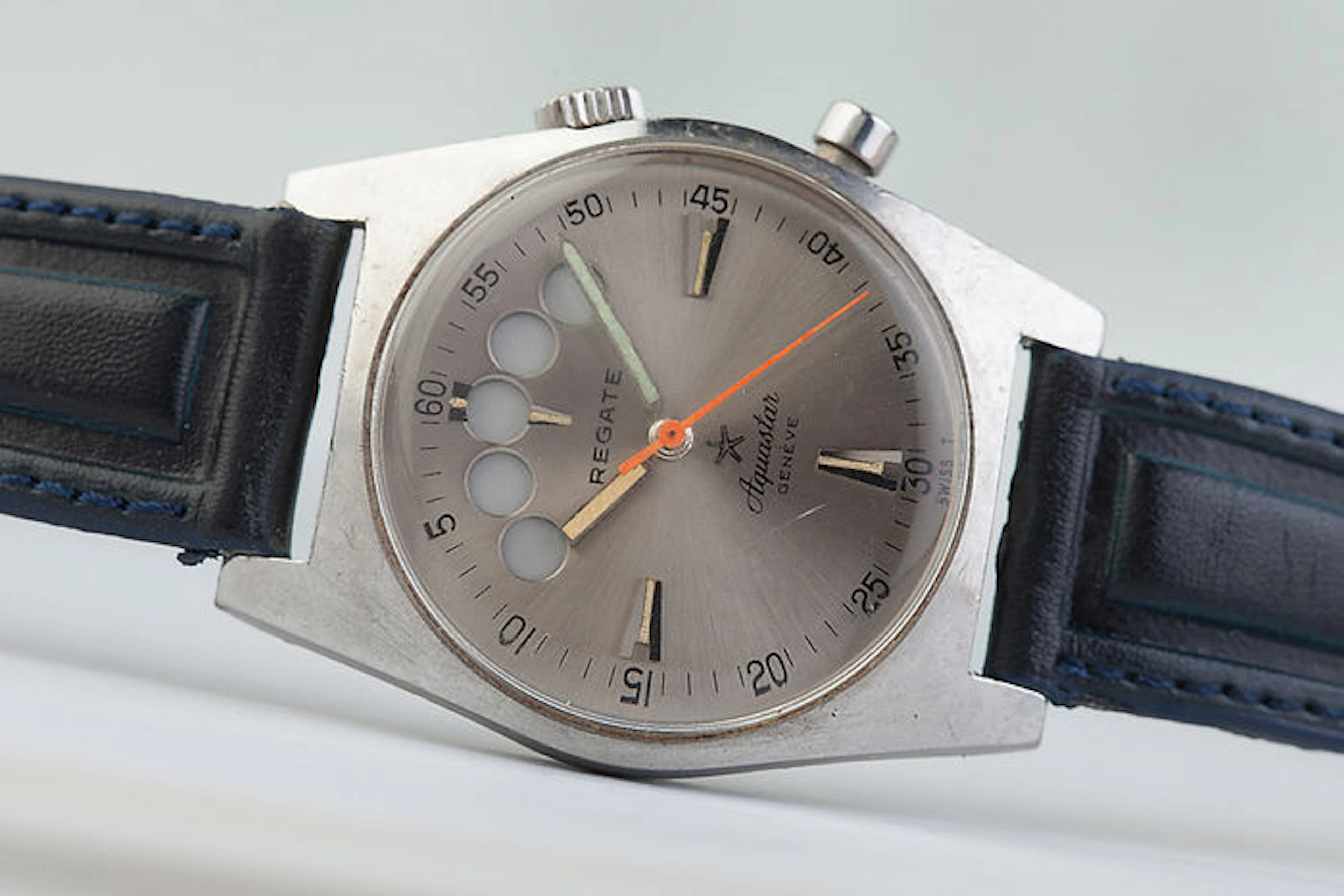 AQUASTAR GENEVE REGATE – MENS WRISTWATCH – VINTAGE 1960s