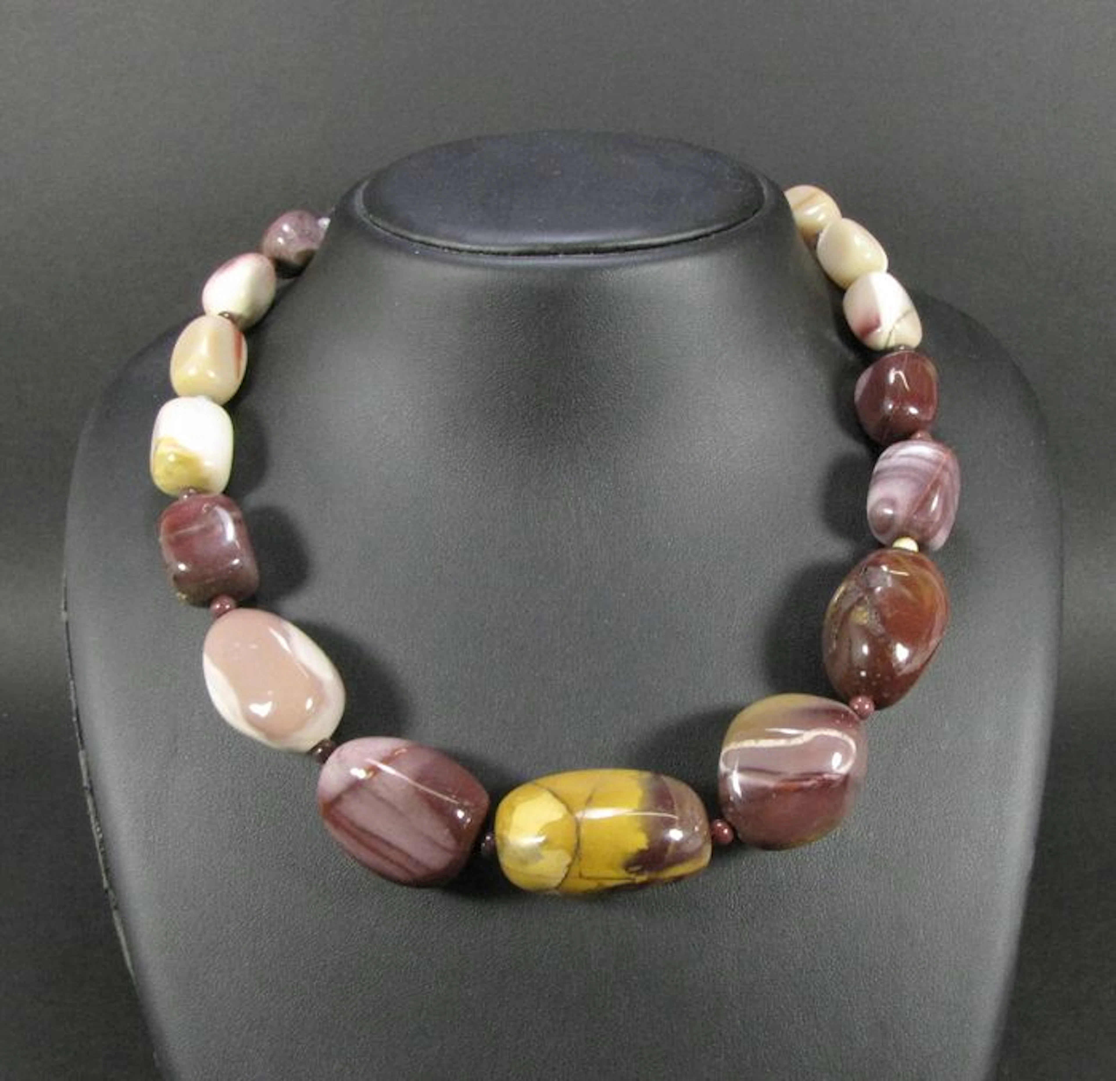 Choker with mookaite