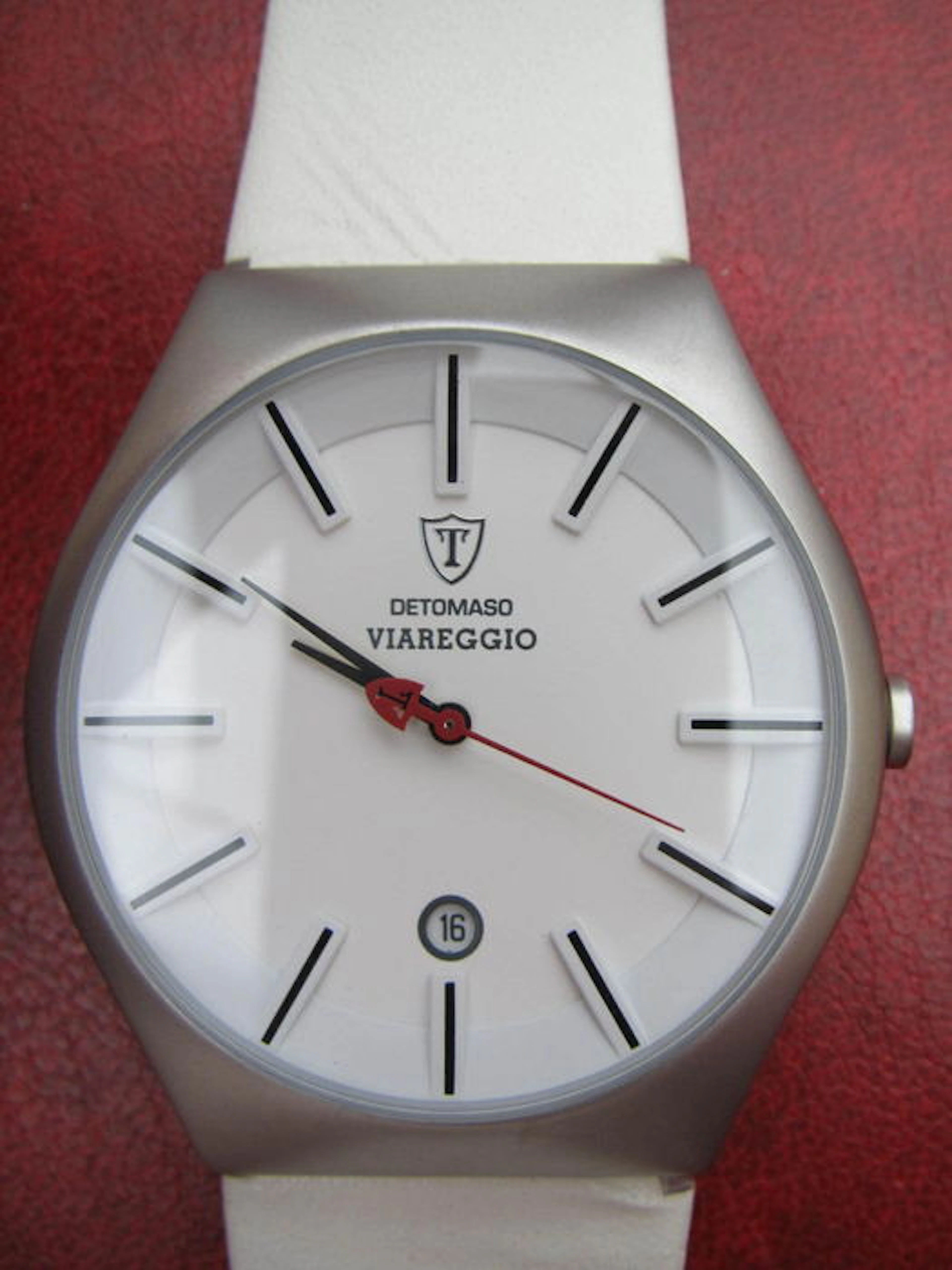 DETOMASO (VIAREGGIO) montre bracelet homme (2013)
