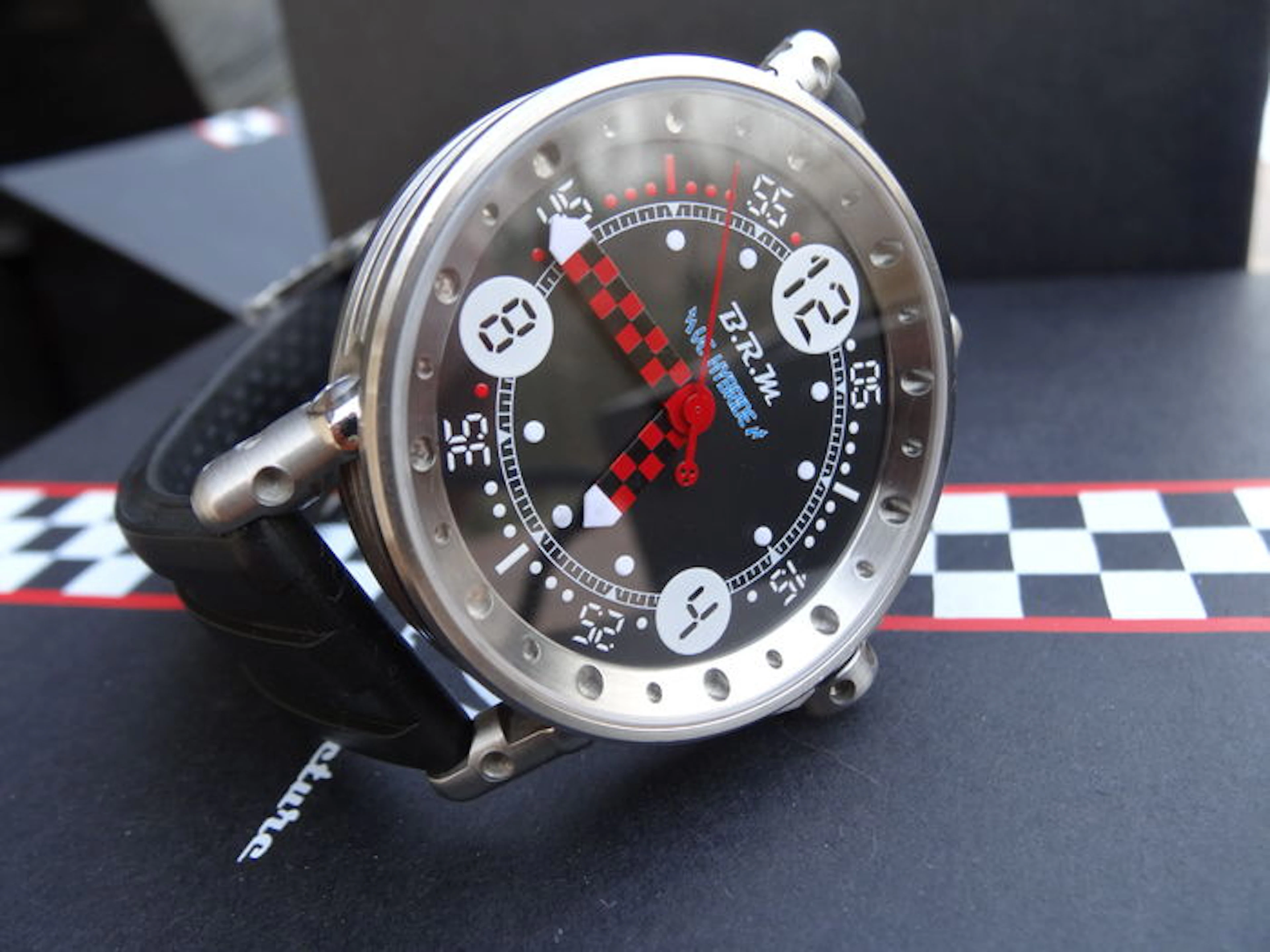 BRM V6-44 Hybride – Men's watch
