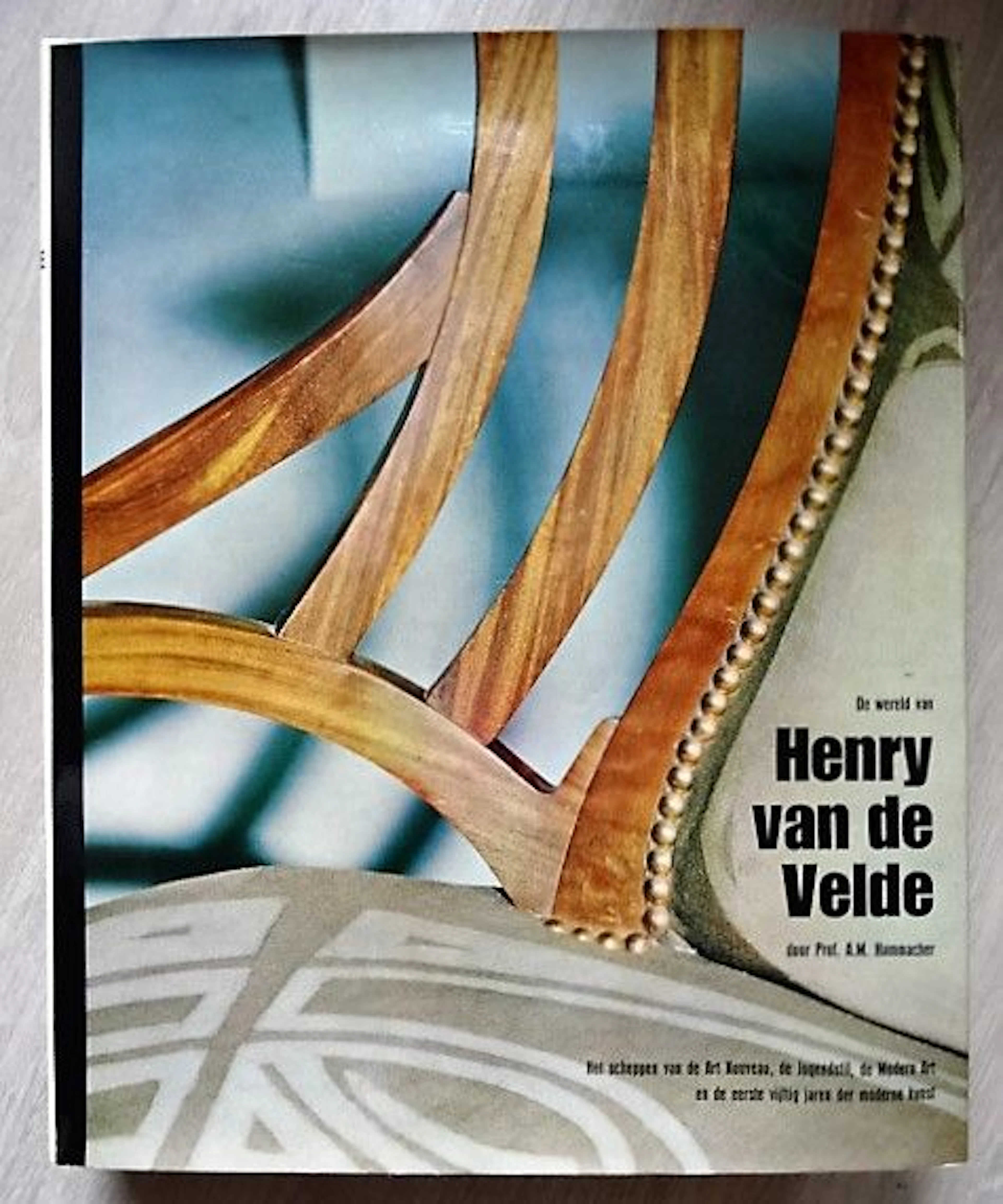 Literature; Prof. A.M. Hammacher 'De wereld van Henry van de Velde (1863-1957)'