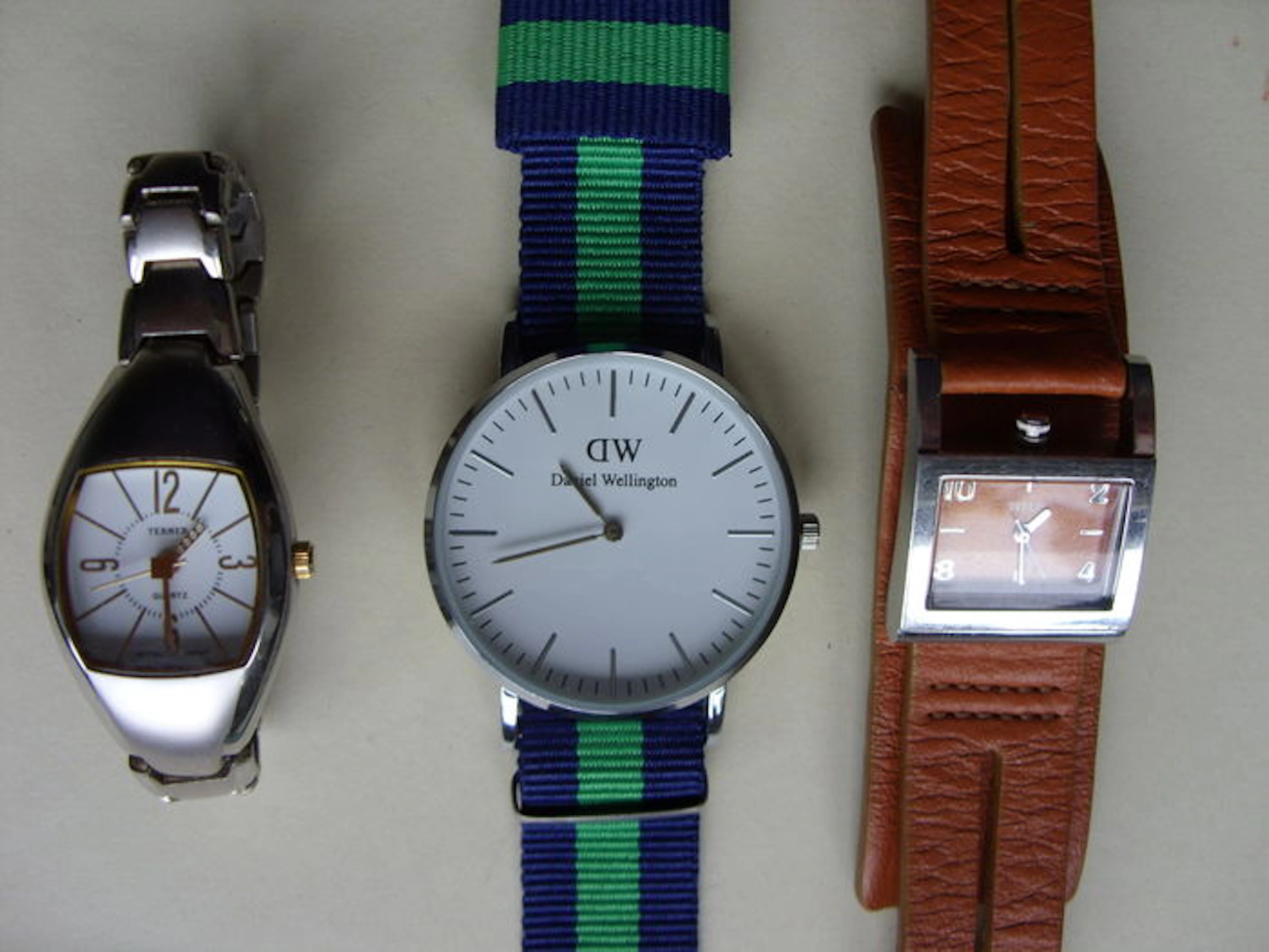 LOT OF 3 WATCHES Terner-DW-Titus ladies watches
