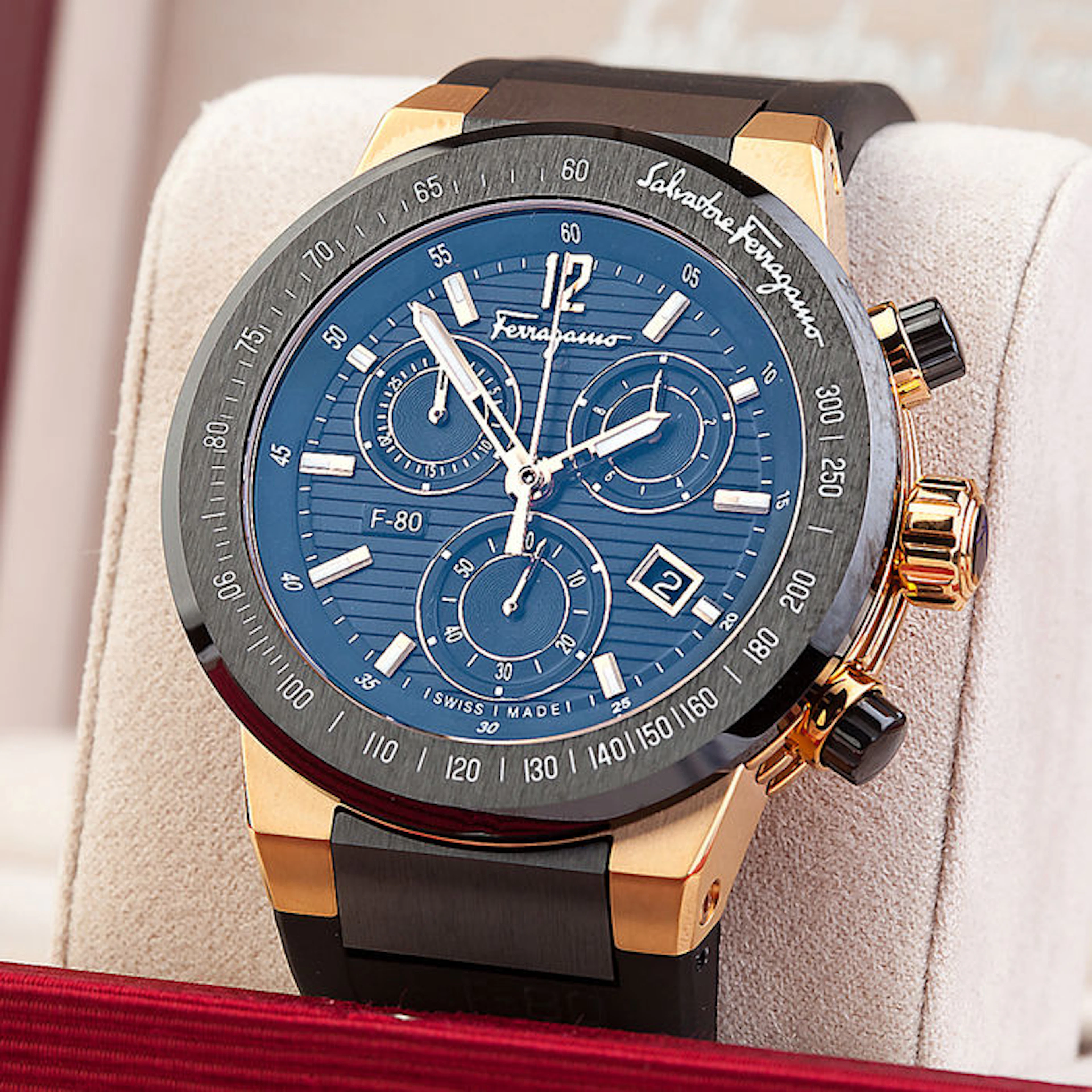 Salvatore Ferragamo titanium / gold plated chronograph - men's wristwatch - in mint condition, 15