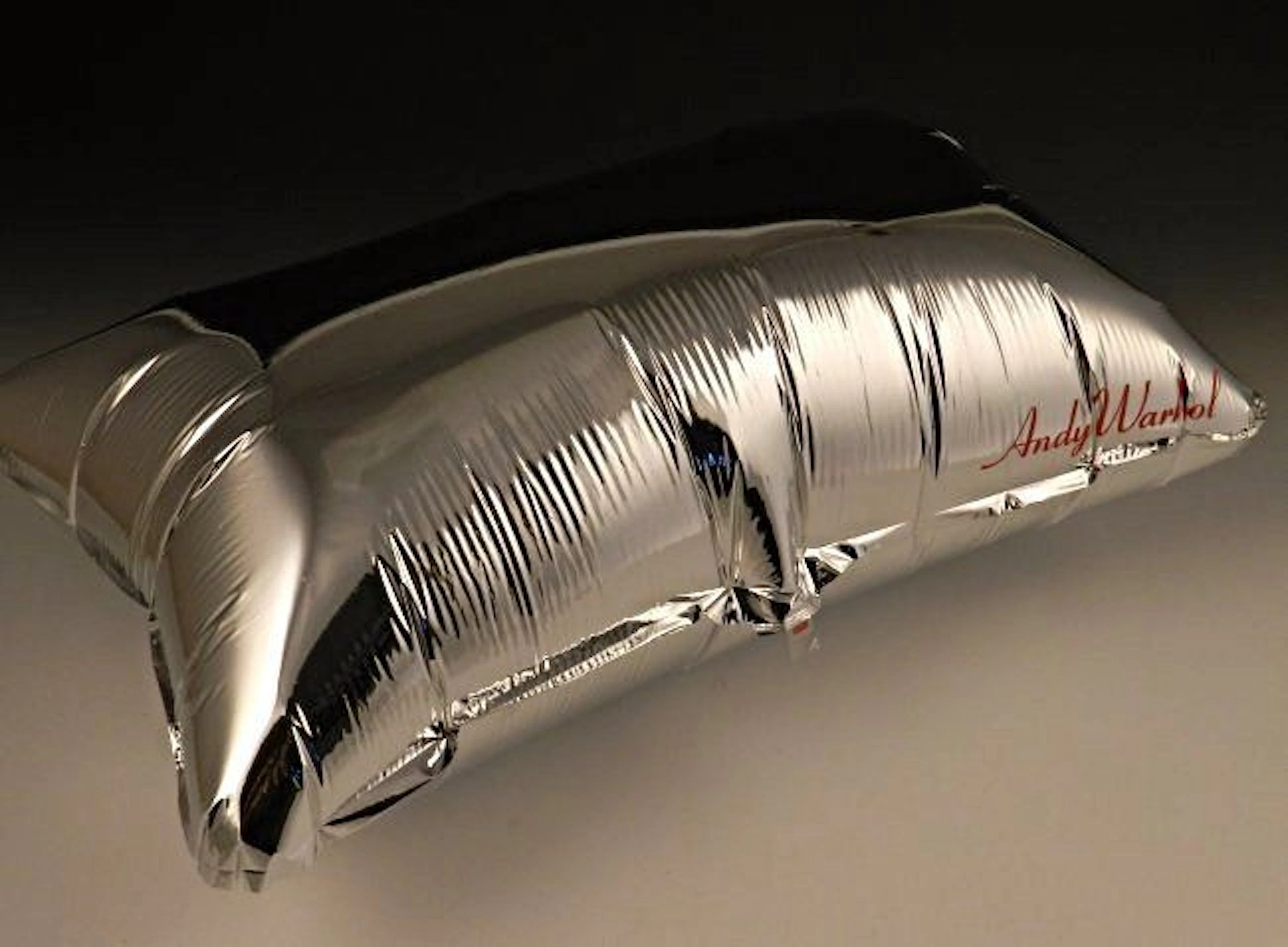 Andy Warhol (naar) - Silver Clouds