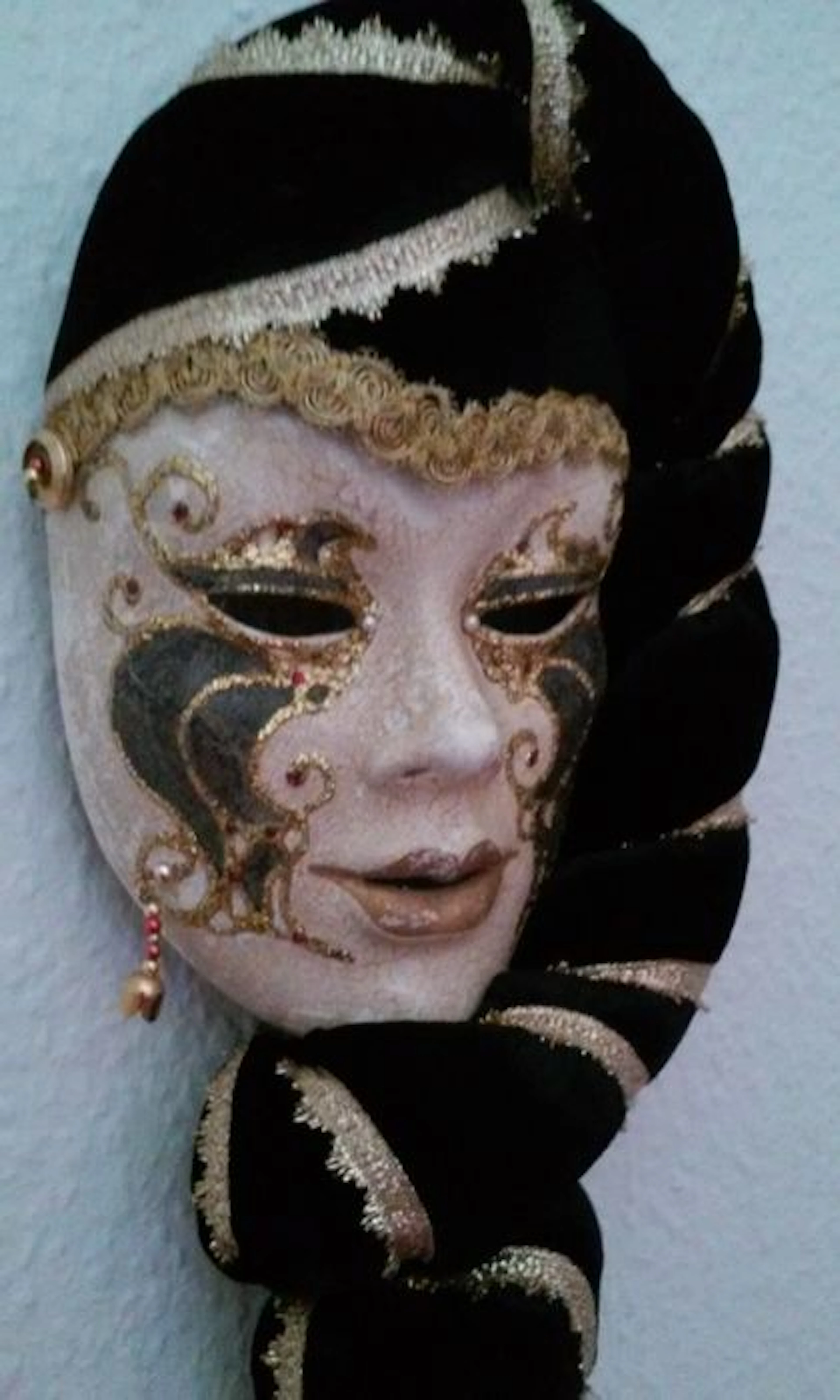 VINCENZO MANZINI venitian mask crushed velvet, vintage.