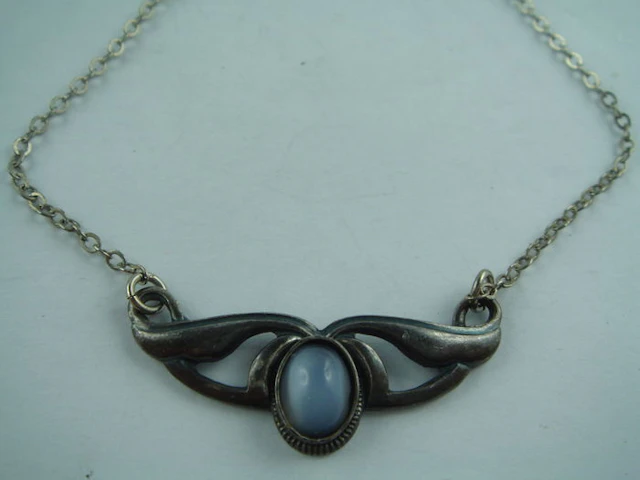 Antique jugendstil necklace, authentic silver and silver-coated with an authentic moonstone
