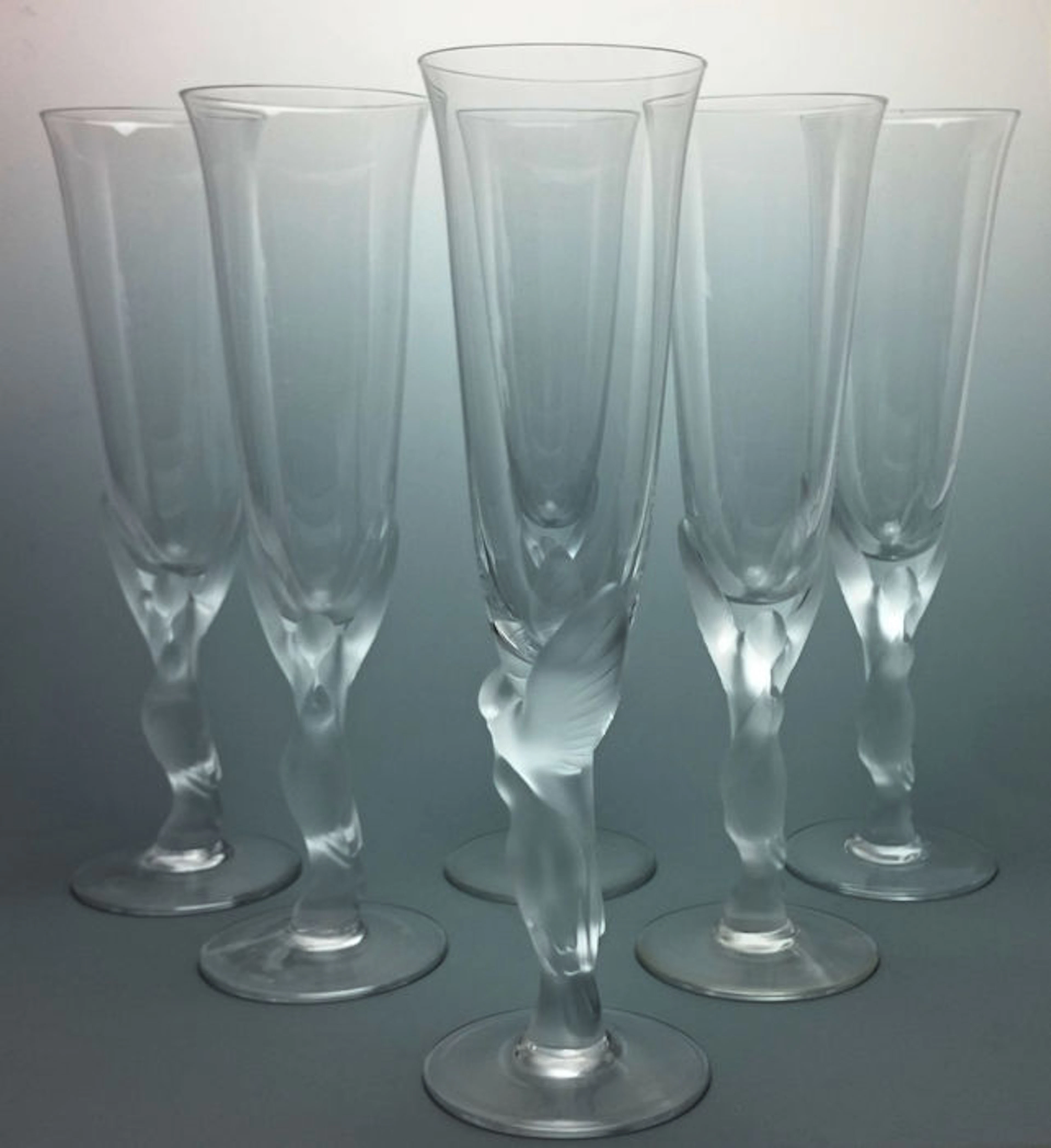 Igor Carl Fabergé. - Zes "kissing doves" grote champagne flutes