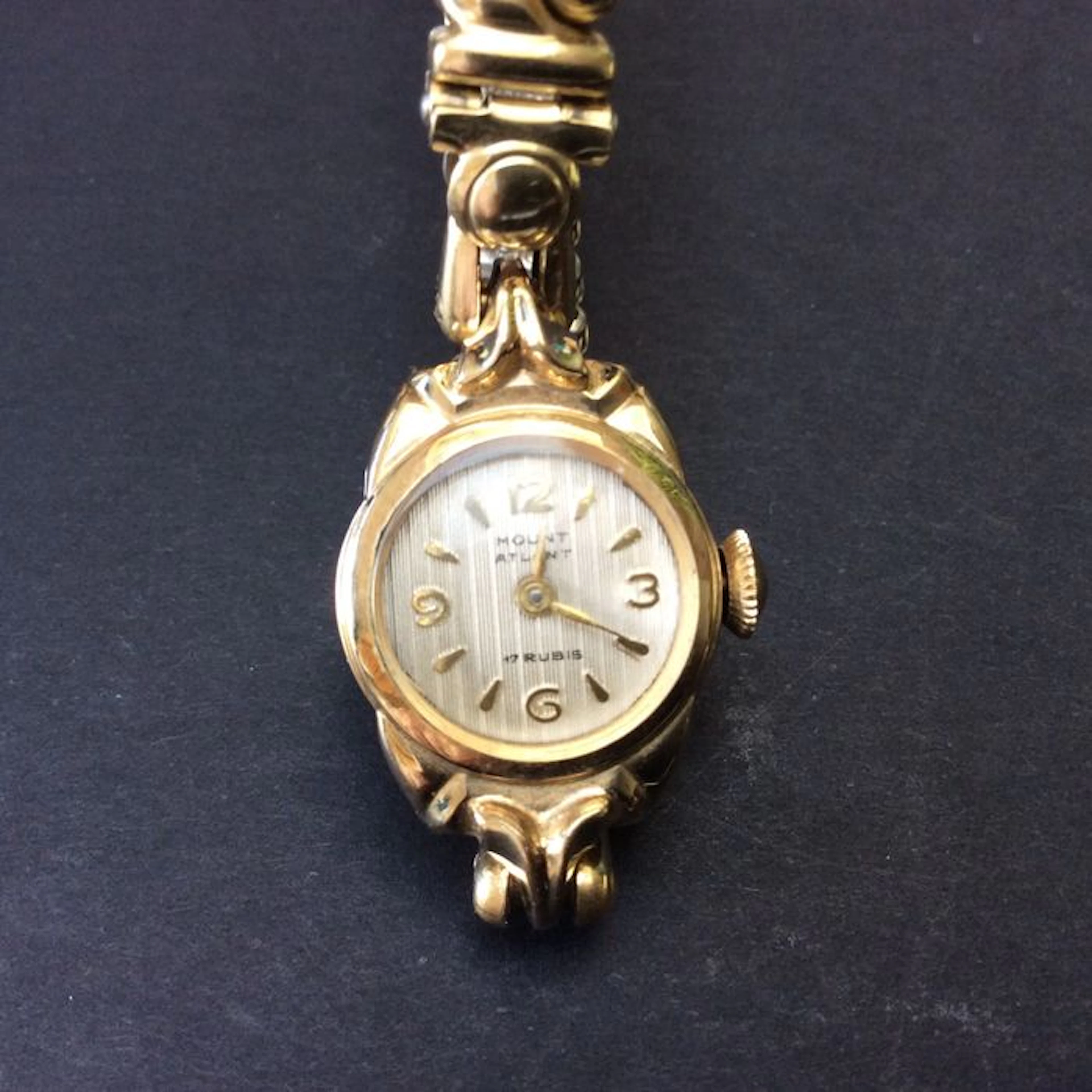 Mount Atlant Wallzis gold plated 17 rubis with stretch strap Elastofixo. Rodi & Wienenberger.