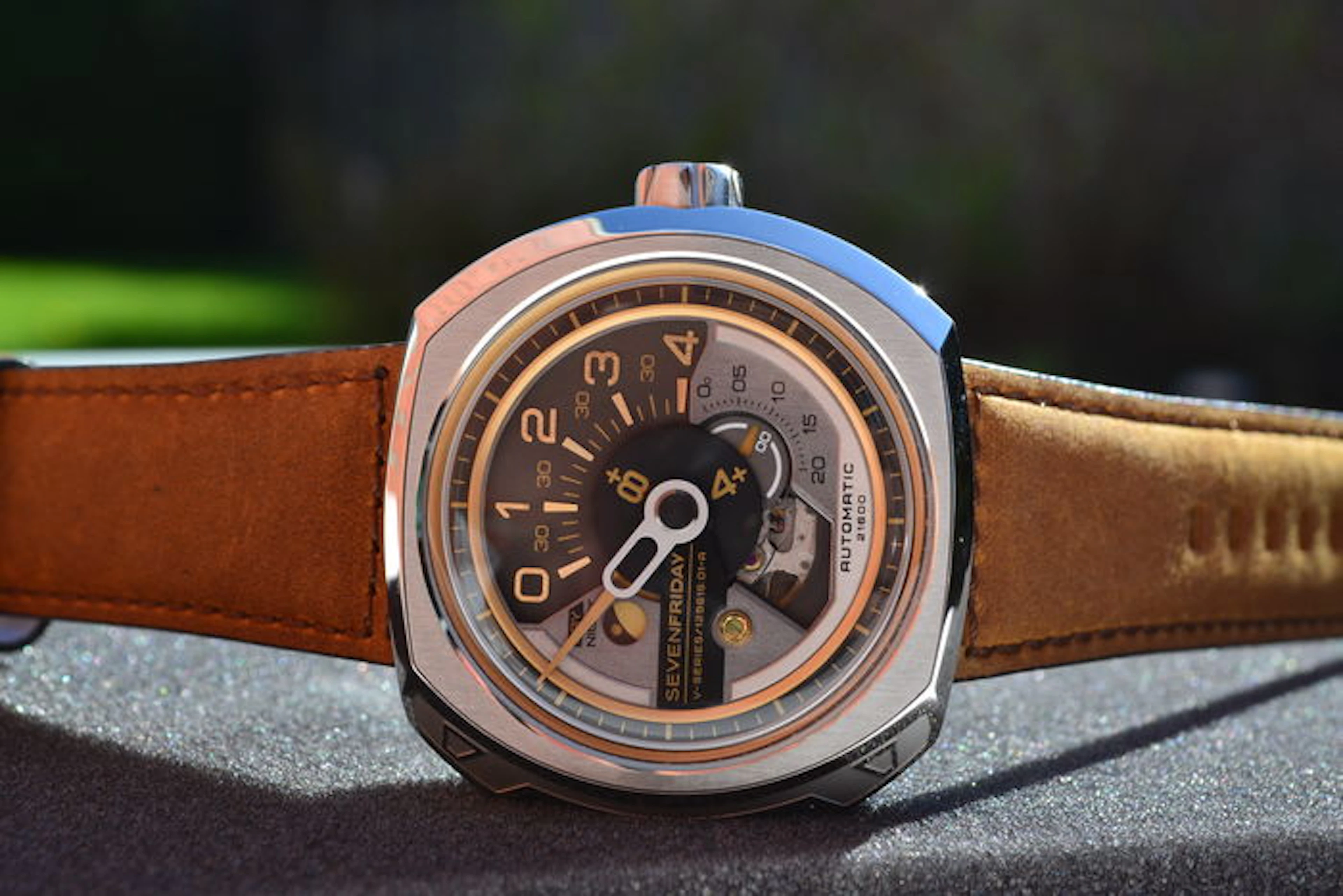 Sevenfriday V2/01-- V series Wristwatch 2016