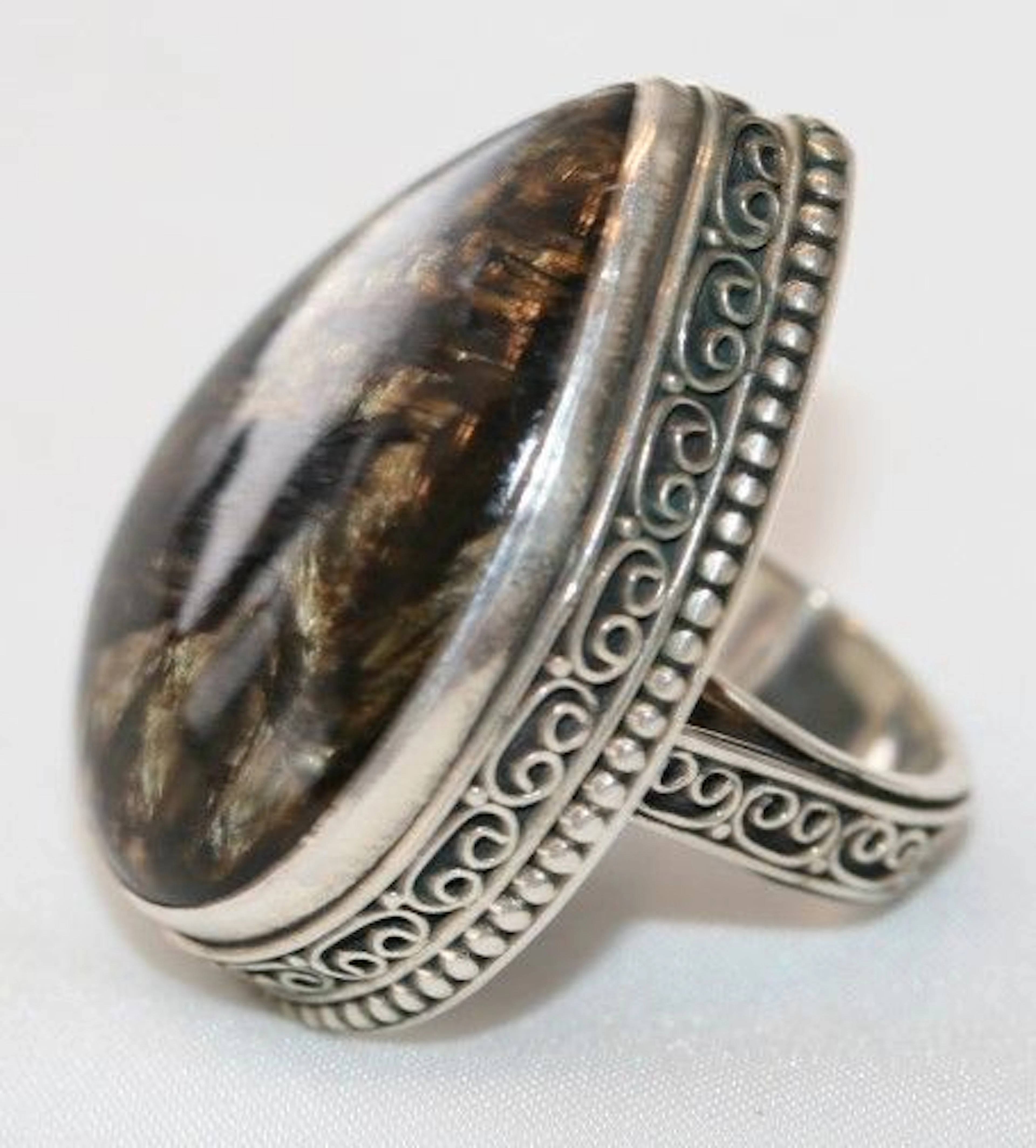 Silver Ring with Pietersite, 21 g Size 5.5