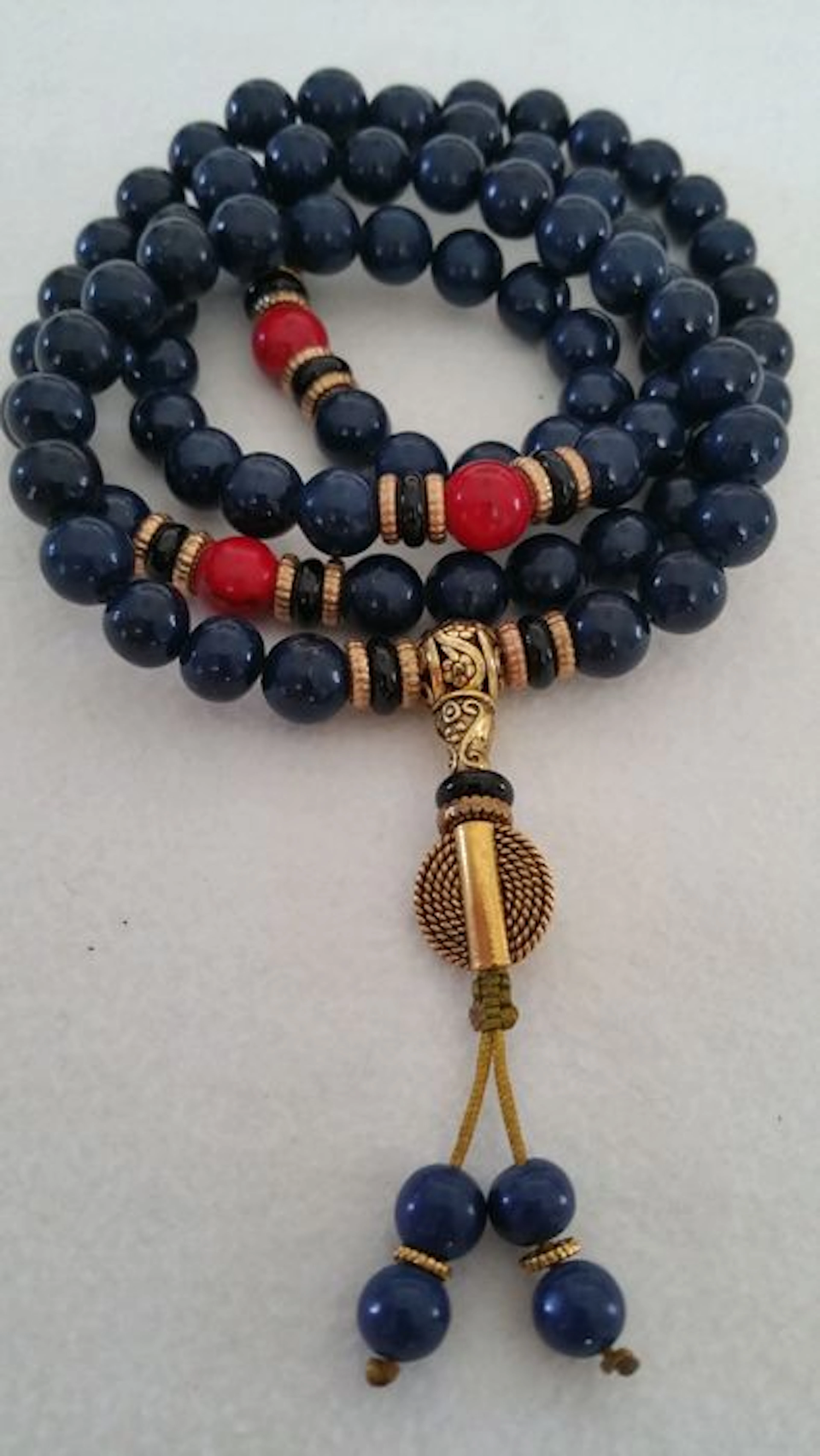 Collana etnica in lapislazzuli - chiusura in metallo - cm. 90 compresa la chiusura in metallo
