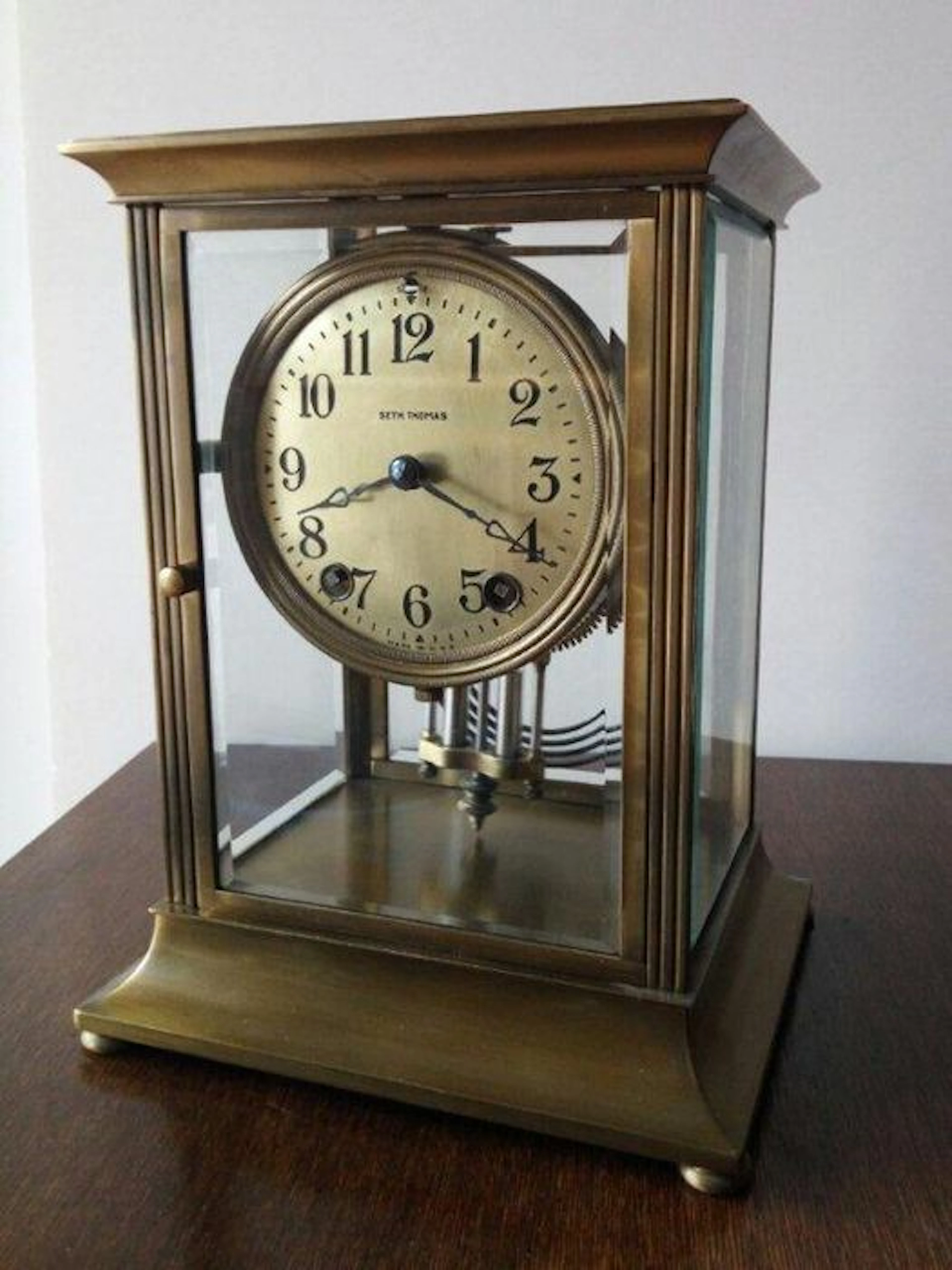 RELOJ SOBREMESA SETH THOMAS 1892-1914 DE 4 CARAS DE CRISTAL BISELADO