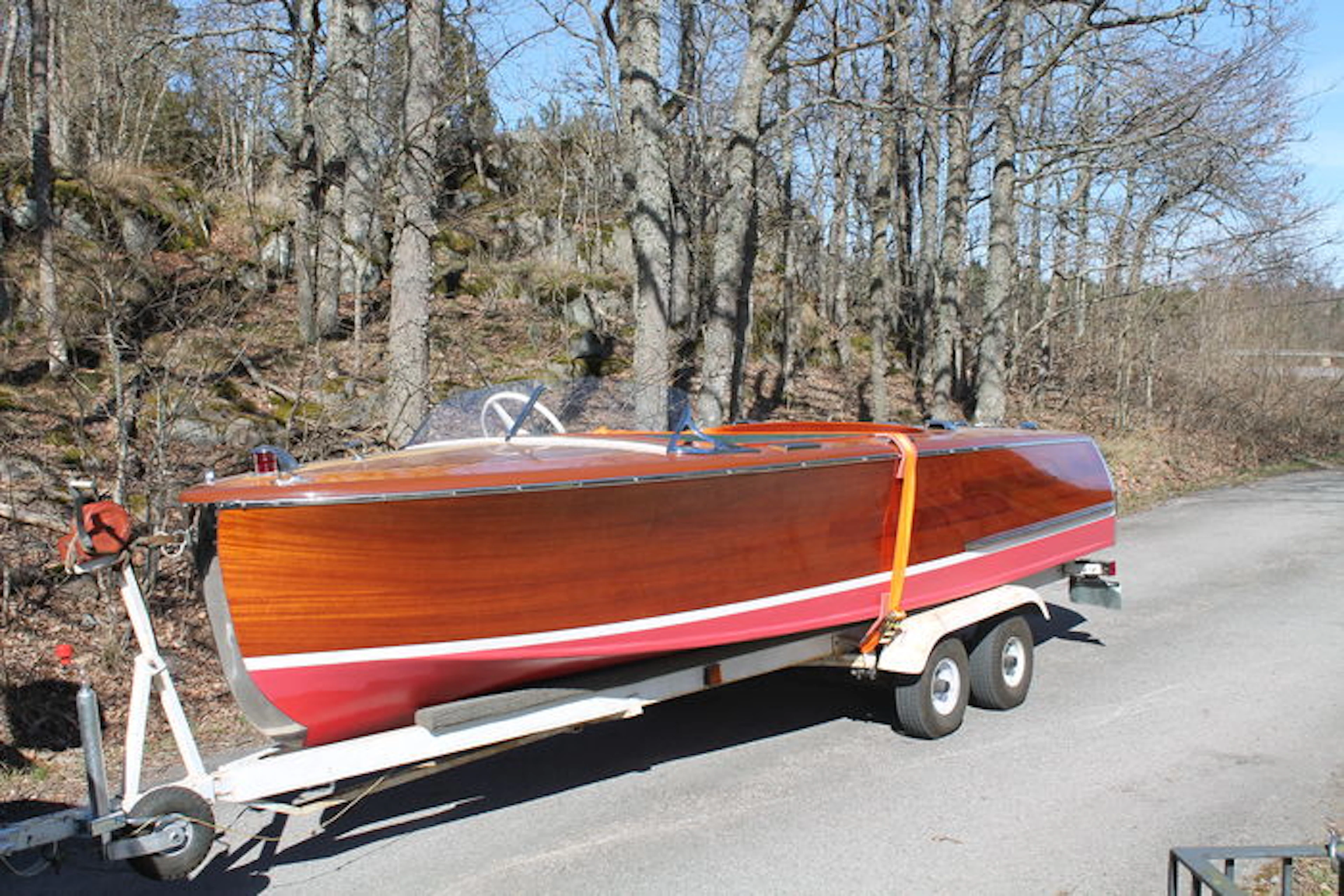 Original Chris Craft Deluxe Runabout - Mahogany sports boat - 1947