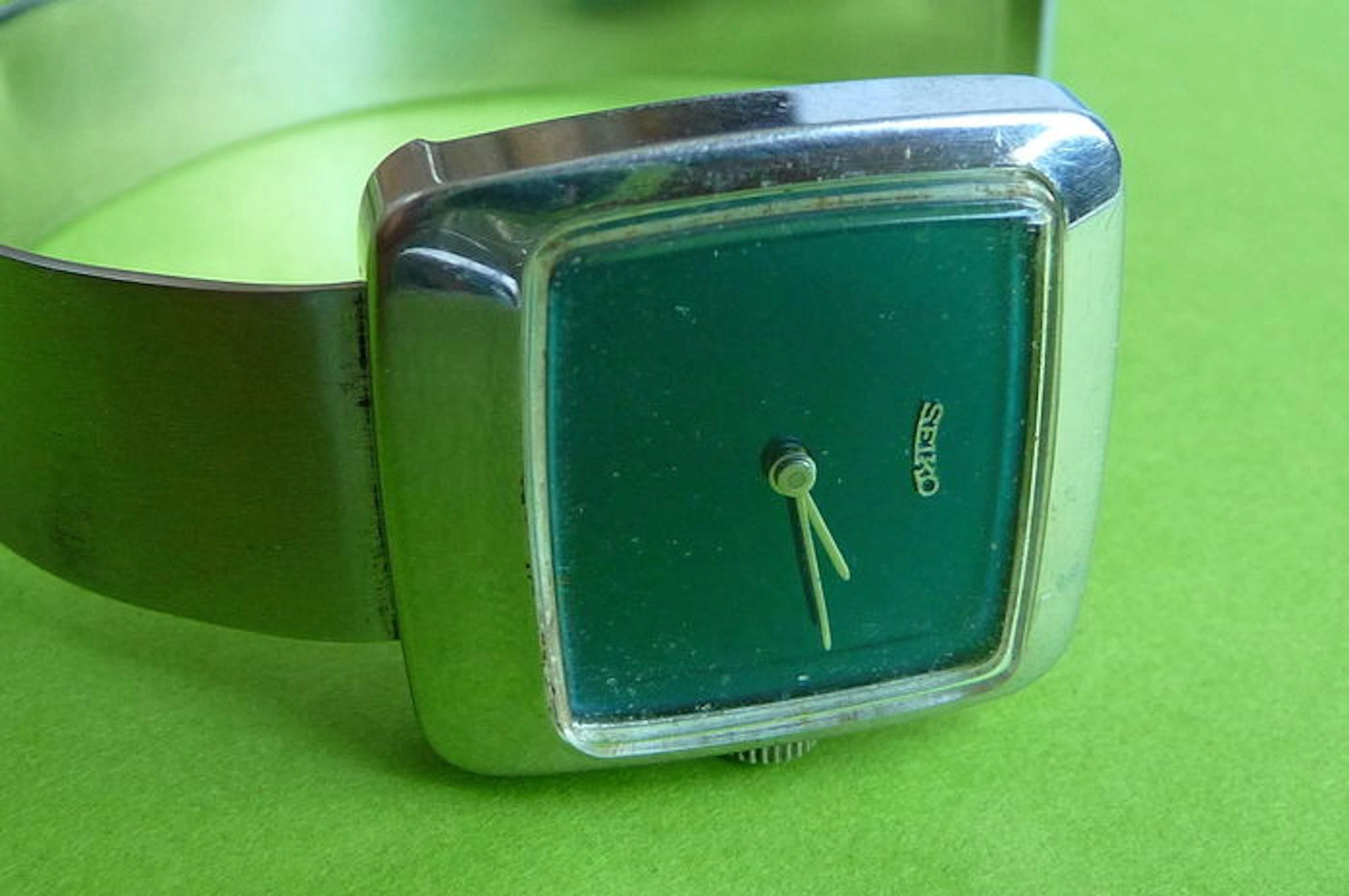 Seiko hand wound ladie's wristwatch - 1970s