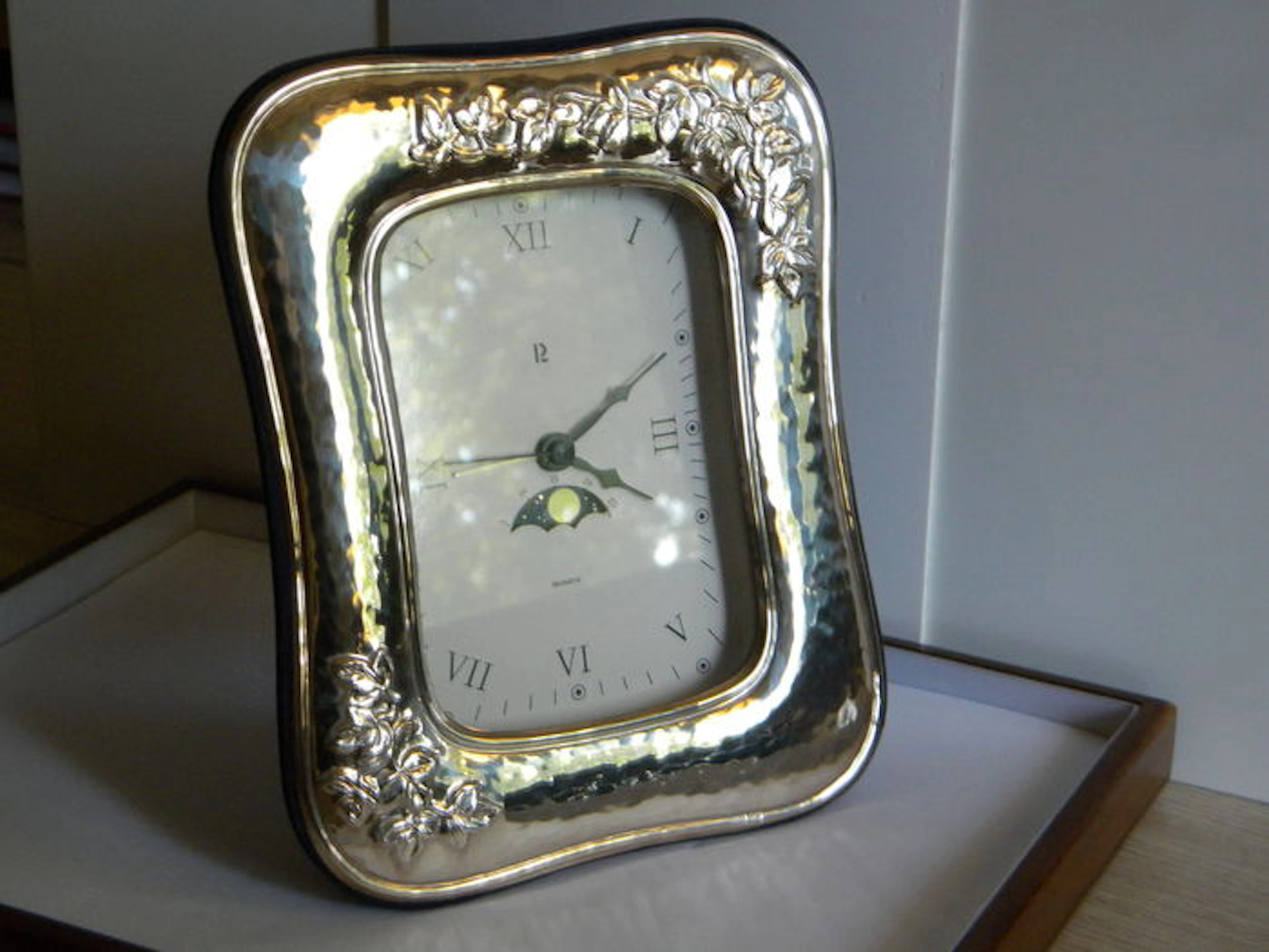 Alarm frame art-nouveau silver, manufacturer 336 FI, Italy, 1994