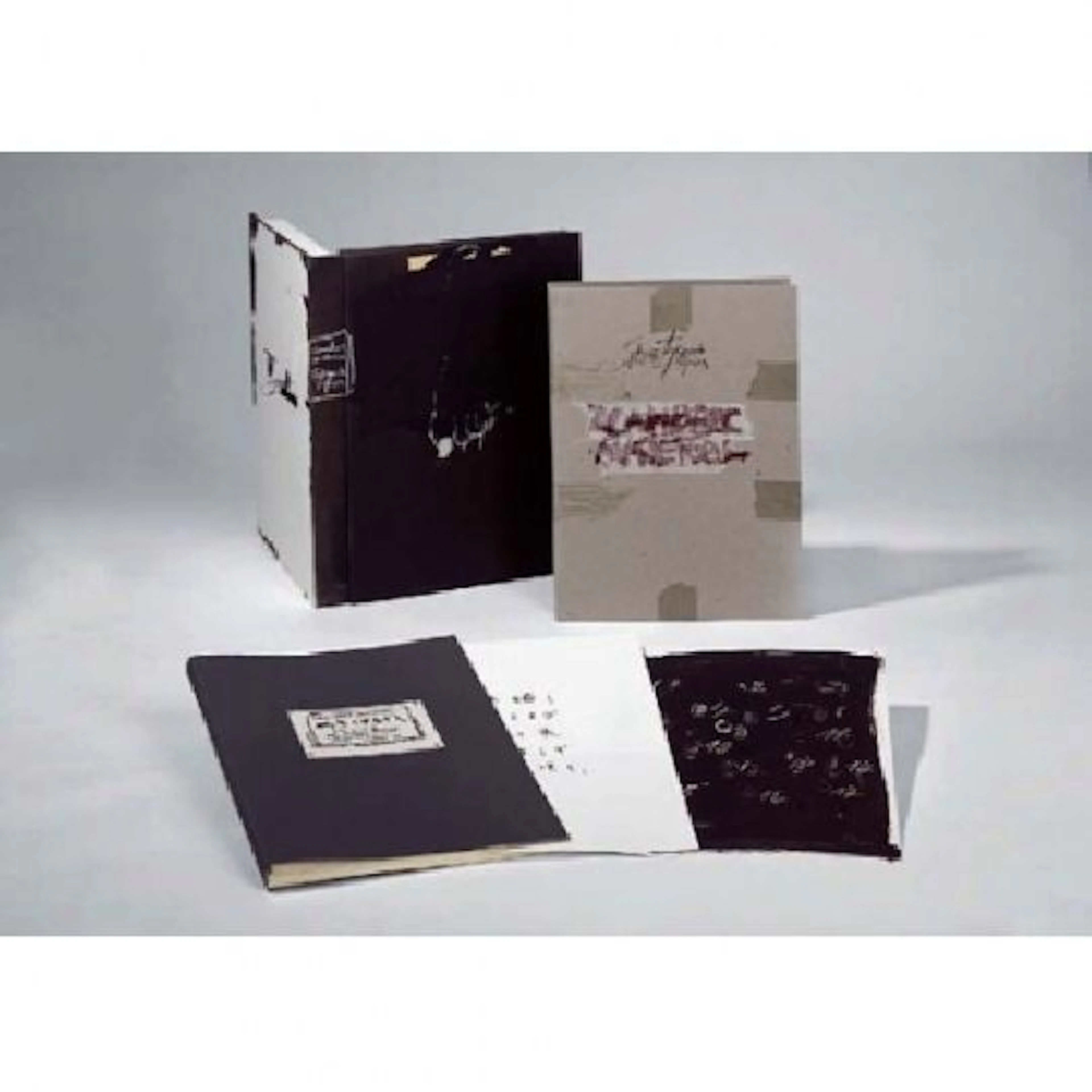 Antoni Tàpies - Llambrec Material