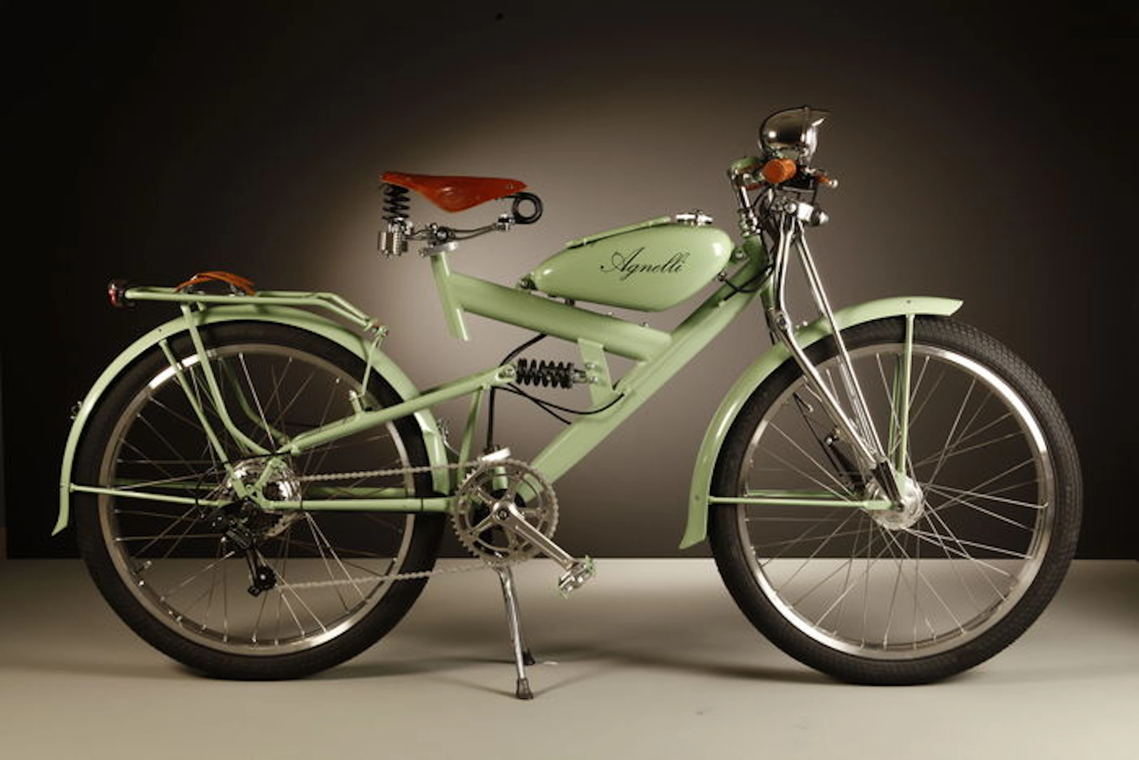 Collectors' bike with pedal assist, Italy, 2016