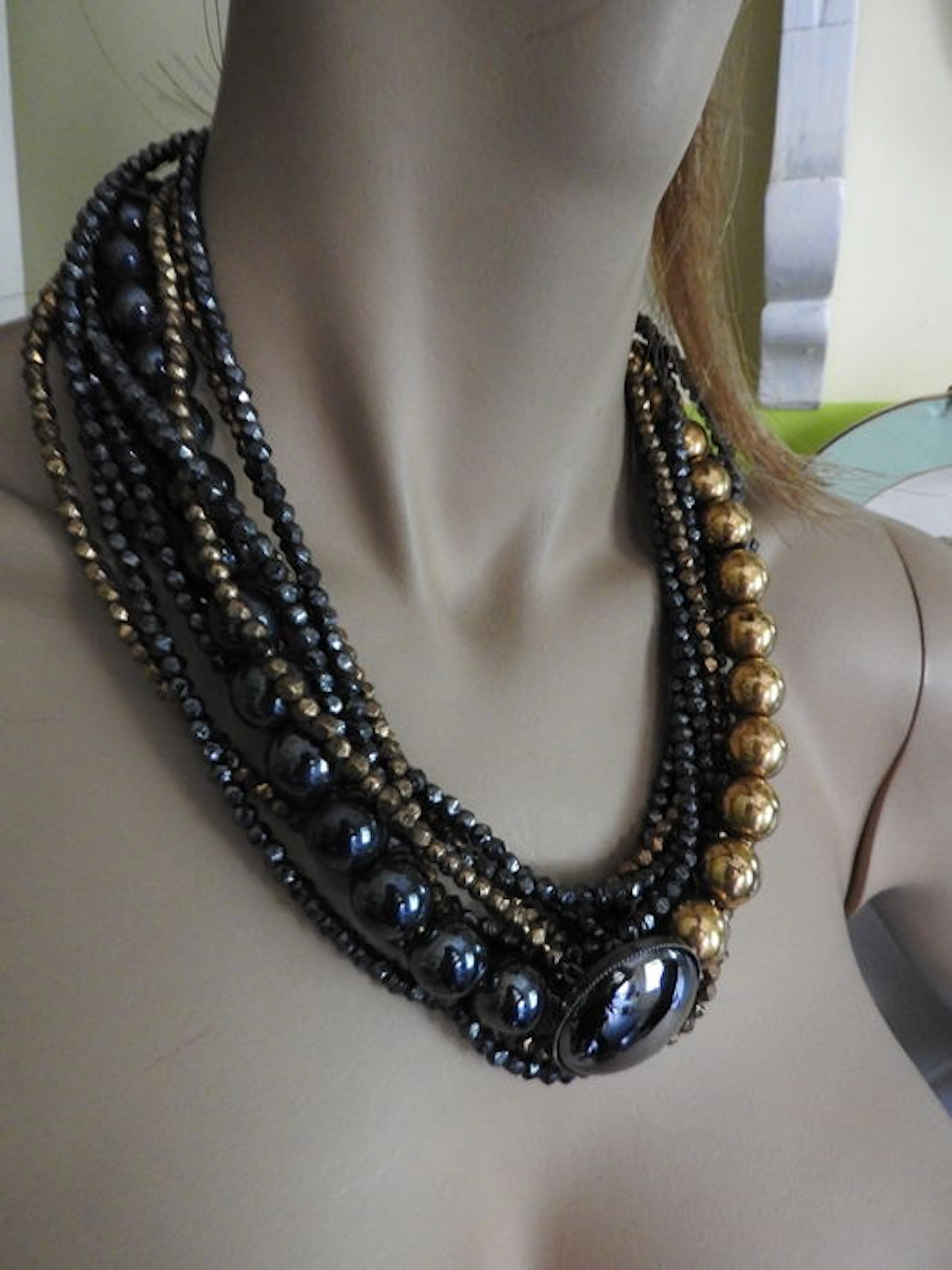 Givenchy – fashion necklace