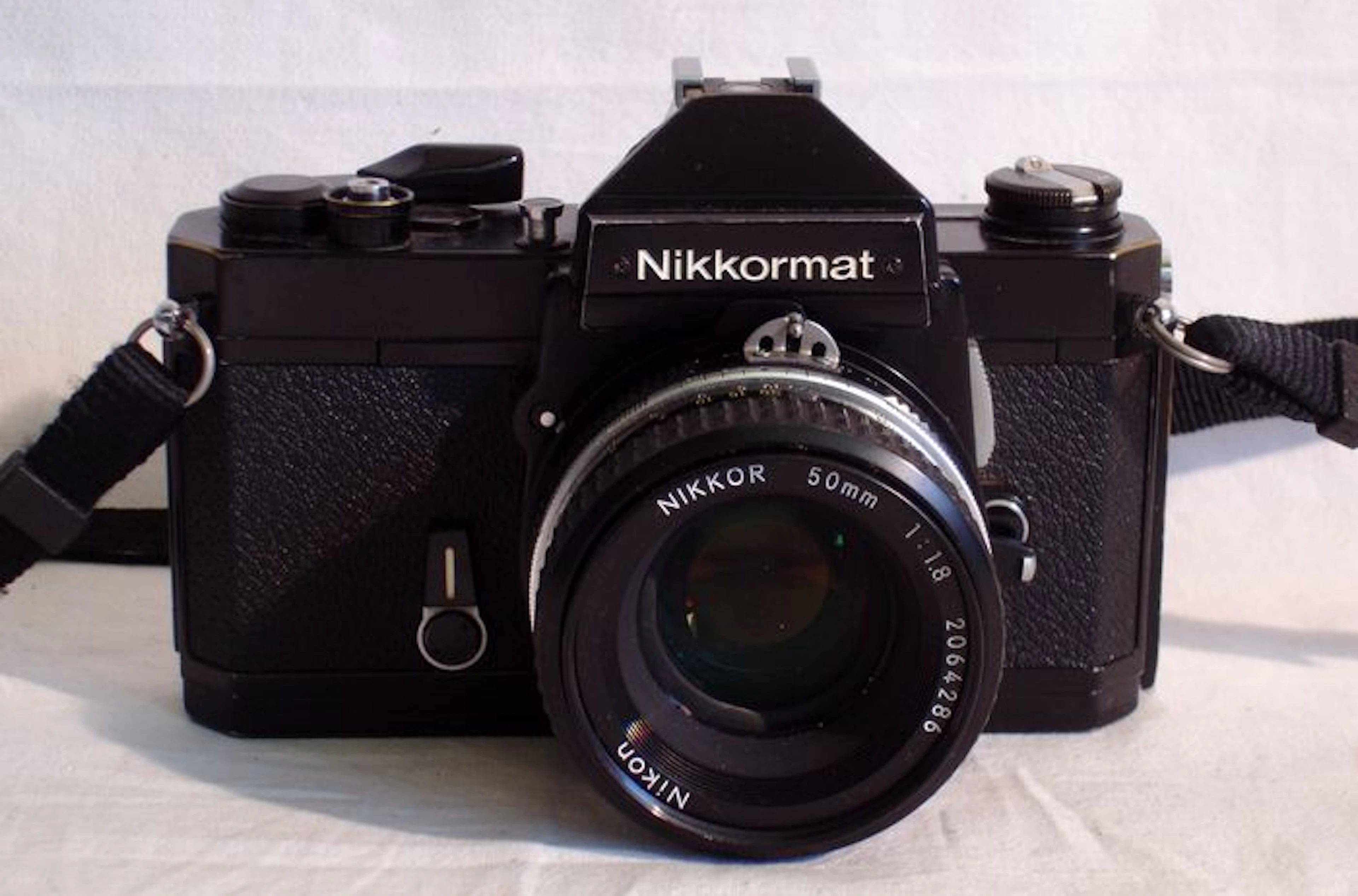 Nikkormat FT-2 + Nikkor 50mm/F1.8 (1975-76)