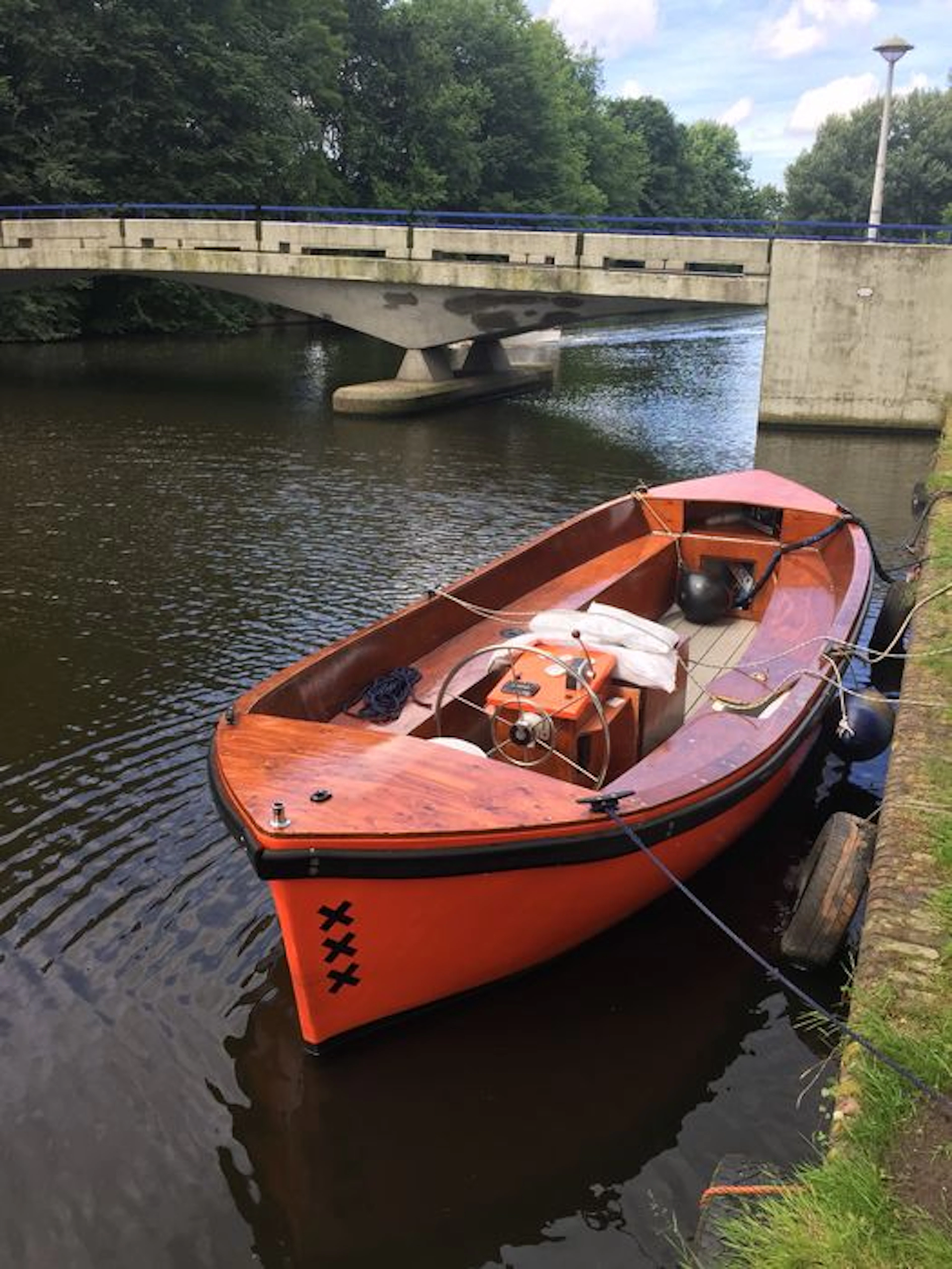 Luxurious Finnish rescue boat, 6 m. Completely refitted in 2014 with many extras