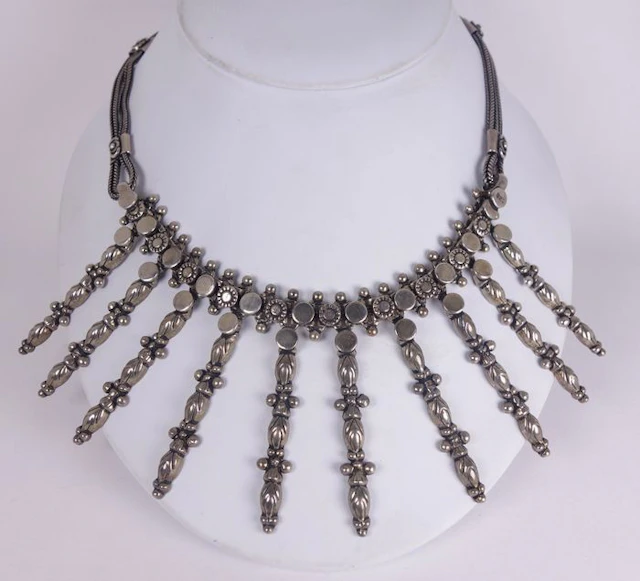 Silver ethnic necklace - .925 silver - Weight 84 g - Length: 41 cm