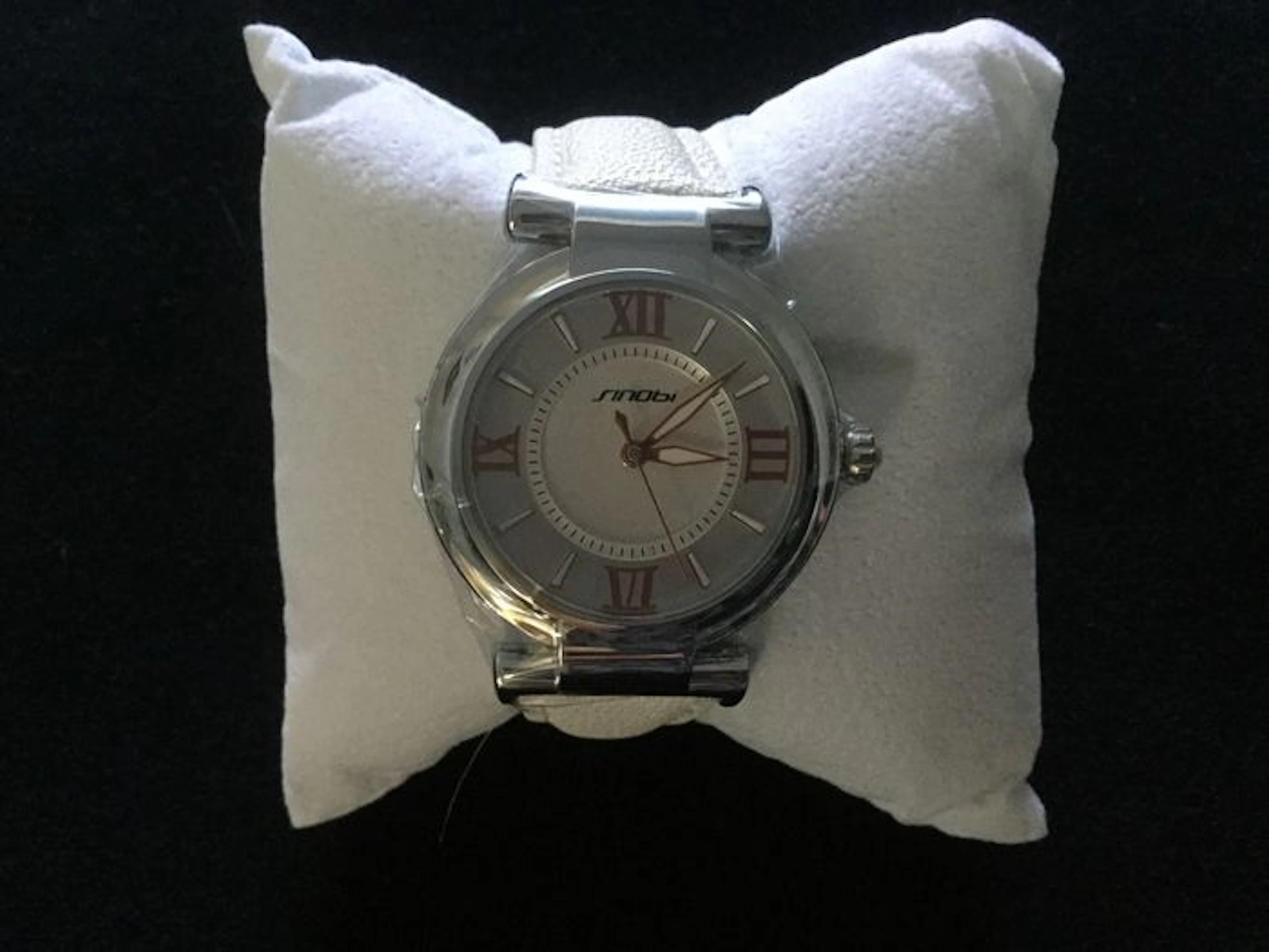 Sinobi women's watch – white leather strap