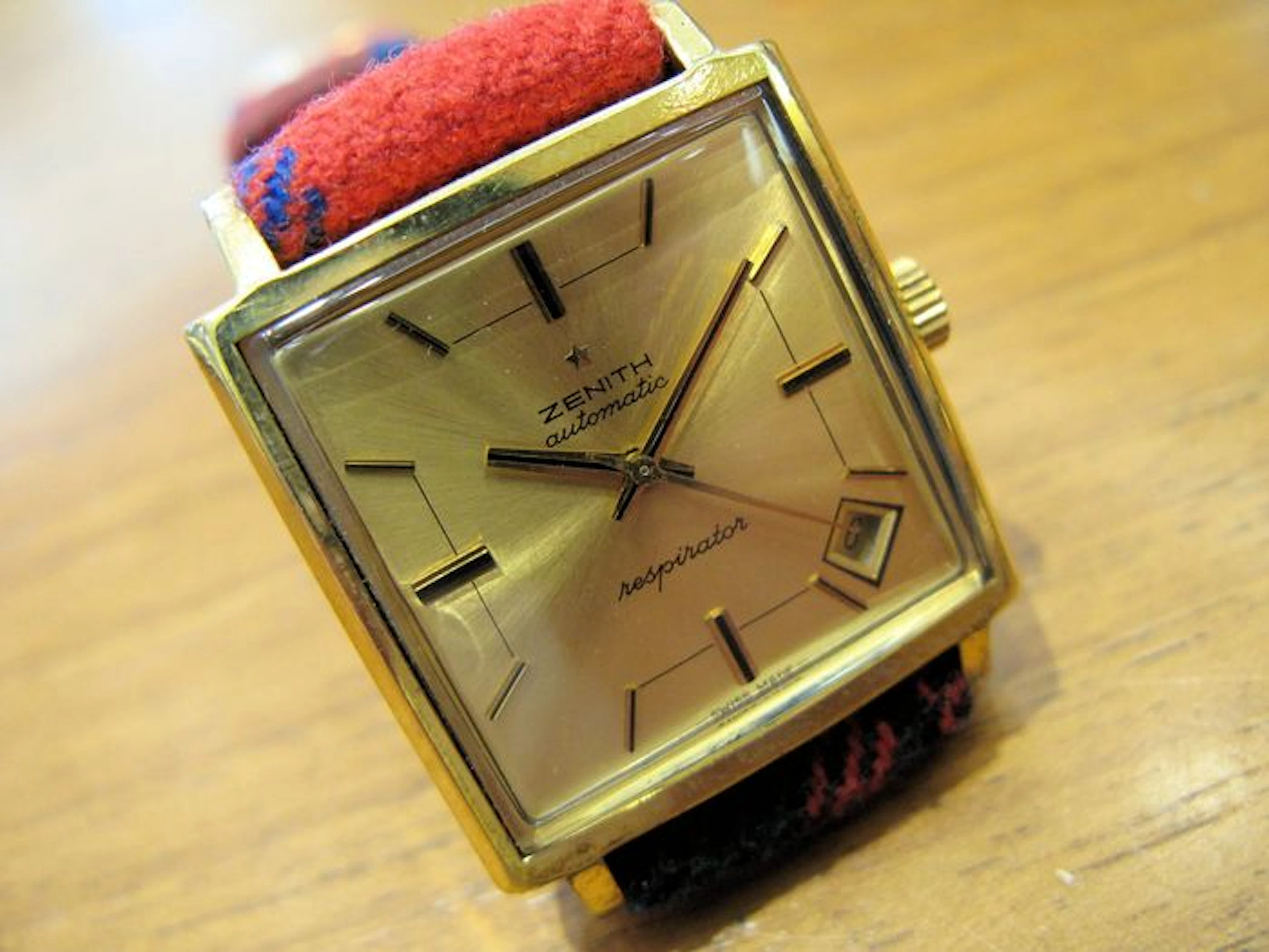ZENITH Respirator (Cioccolatone) Men's wristwatch, 1960s