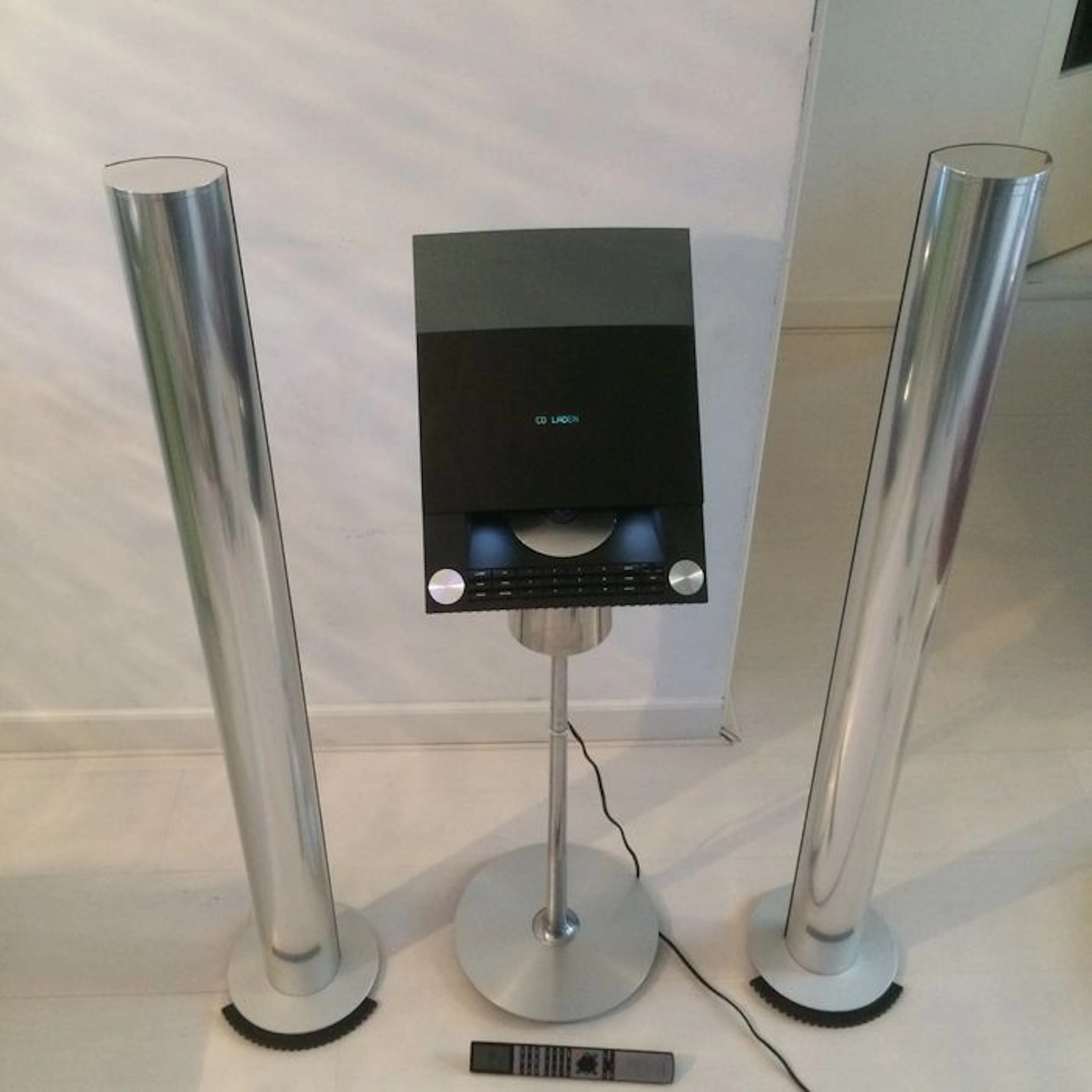 Bang & Olufsen set, BeoSound 4 sound system with BeoLab 6000 speakers