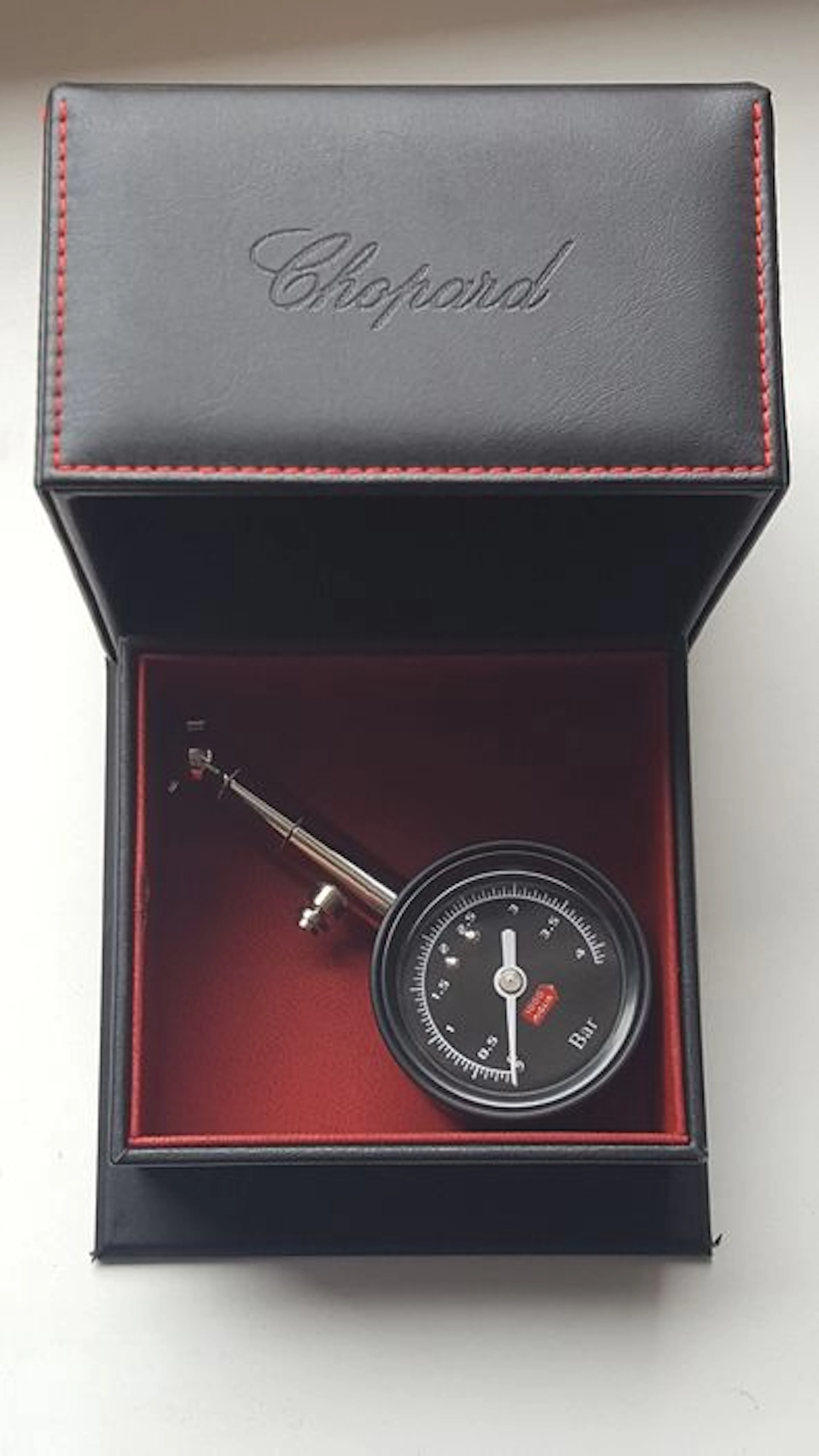 CHOPARD - 1000 Mille Miglia pressure gauge and original box CHOPARD 1000 Mille Miglia
