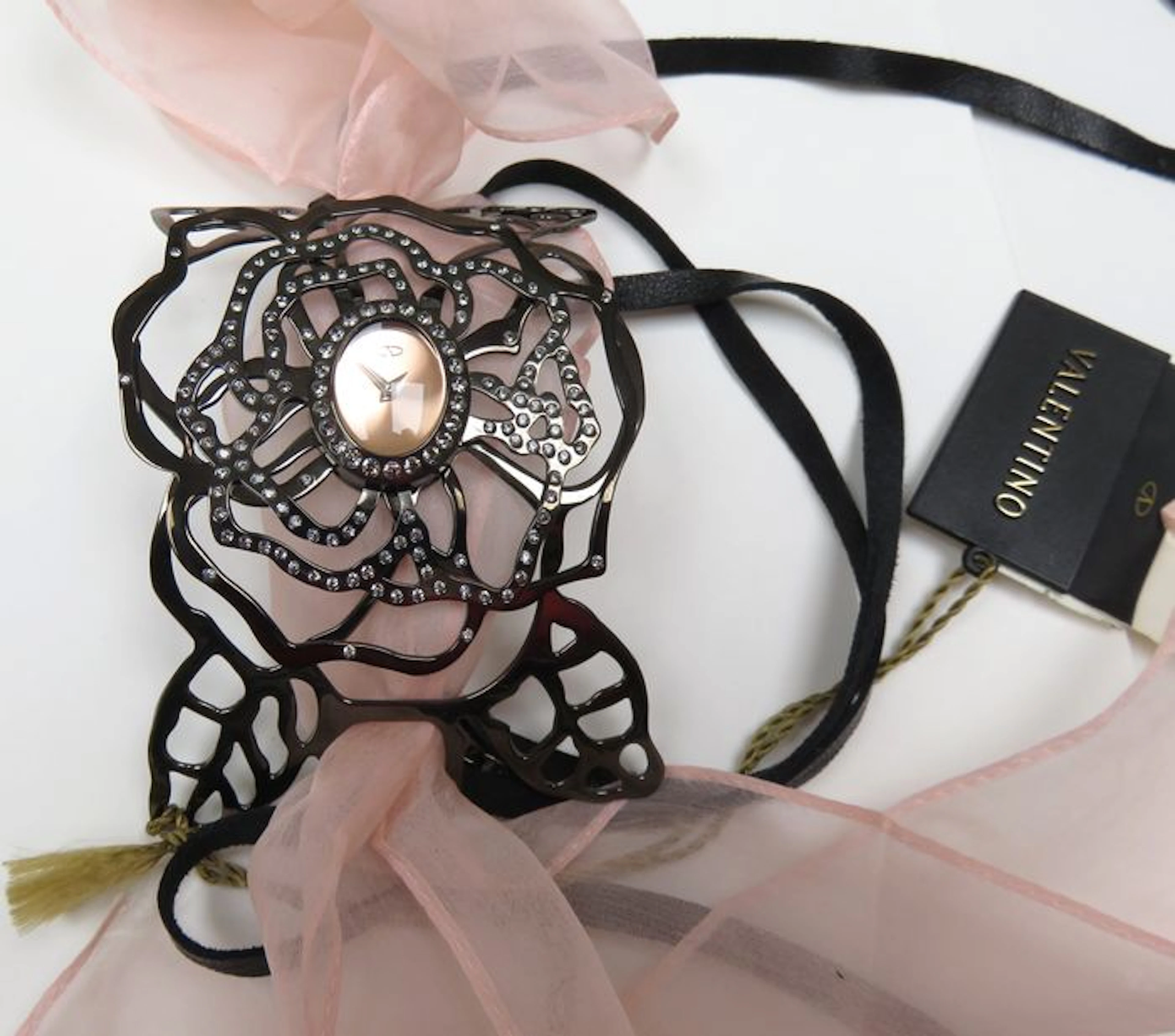 Valentino – Watch with Crystals