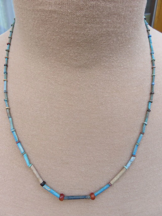 Egyptian necklace with faience and carnelian beads - 61 cm