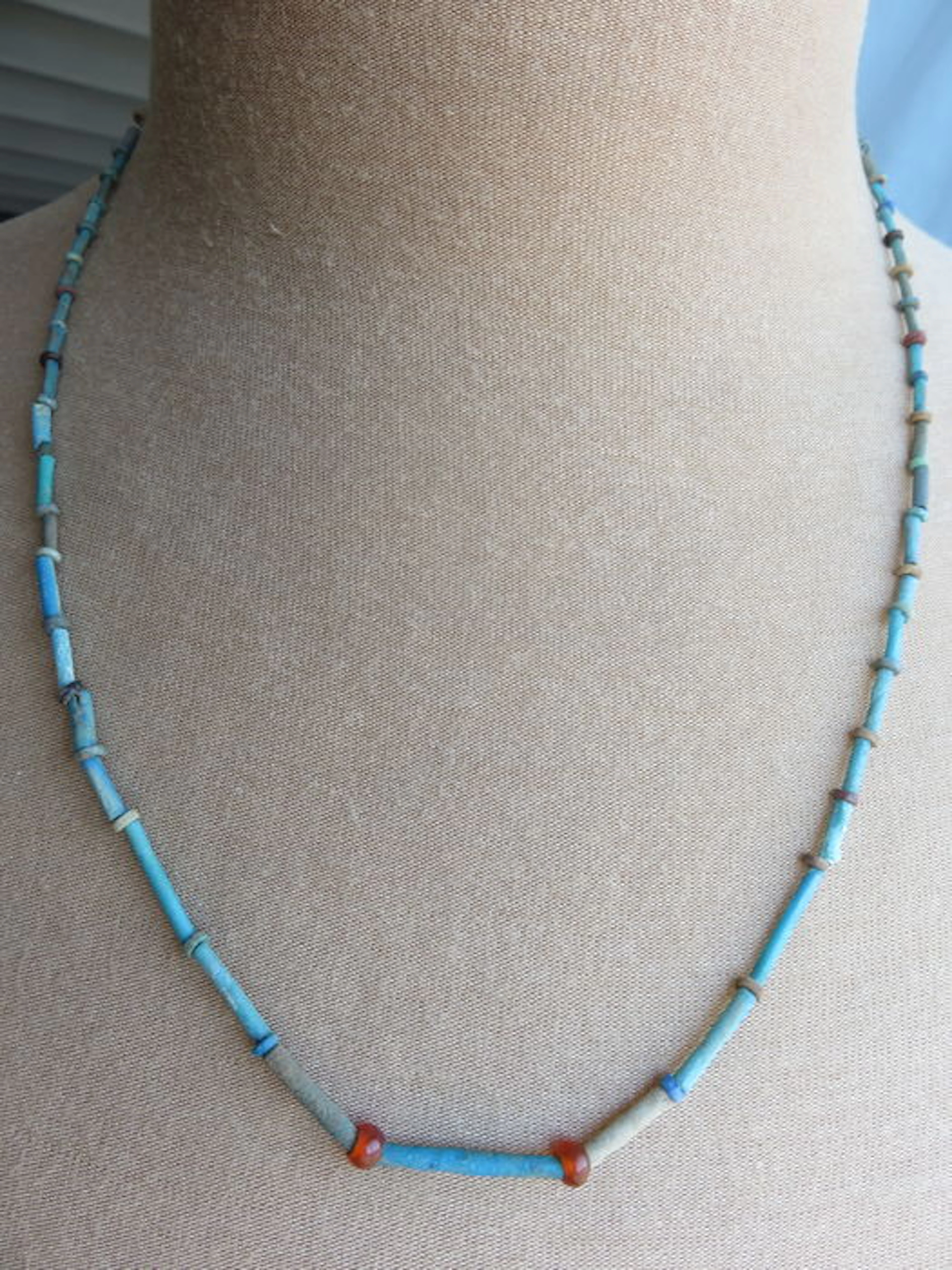 Egyptian necklace with faience and carnelian beads - 59 cm