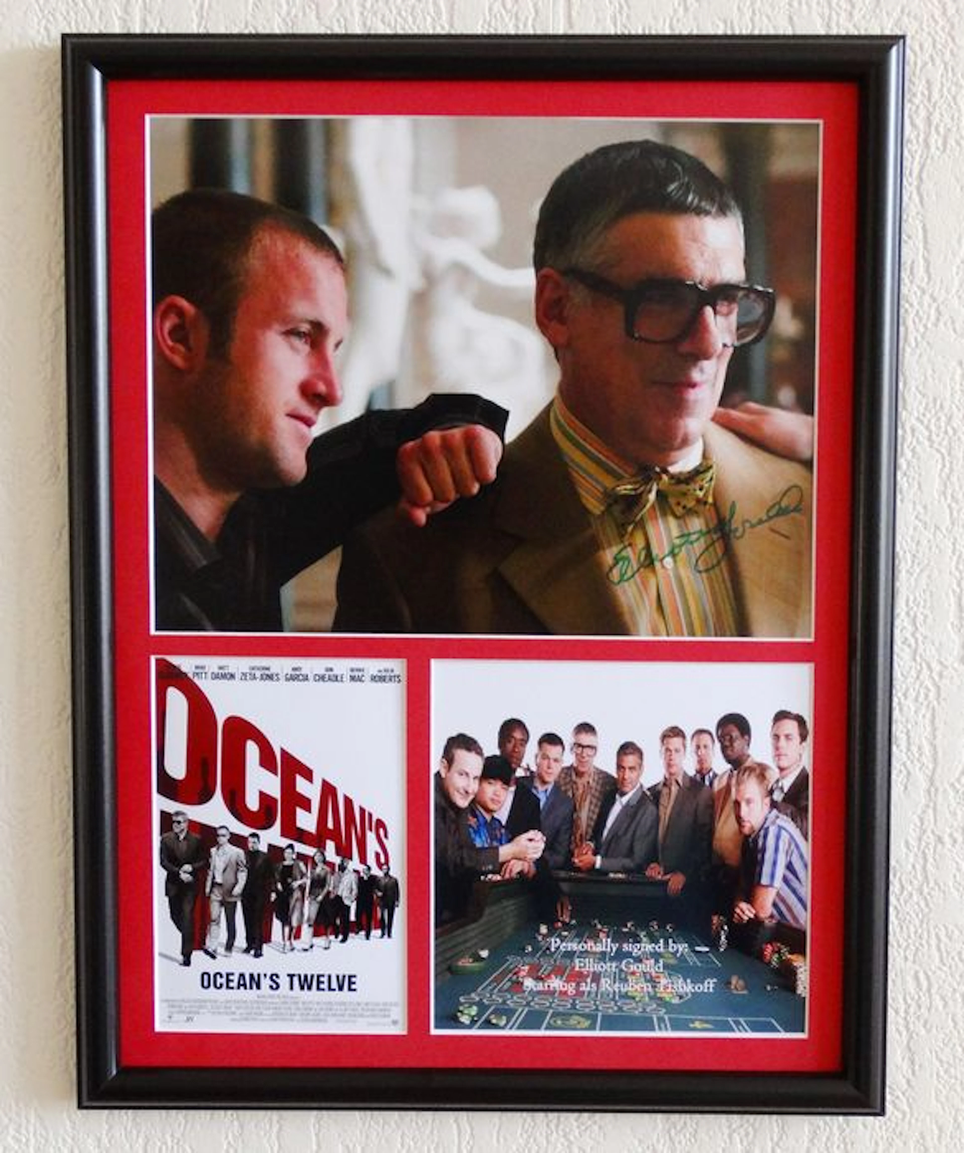 Oceans 12 - Original signed photo of Elliott Gould / Reuben Tishkoff in Deluxe frame + Certificate of authenticity