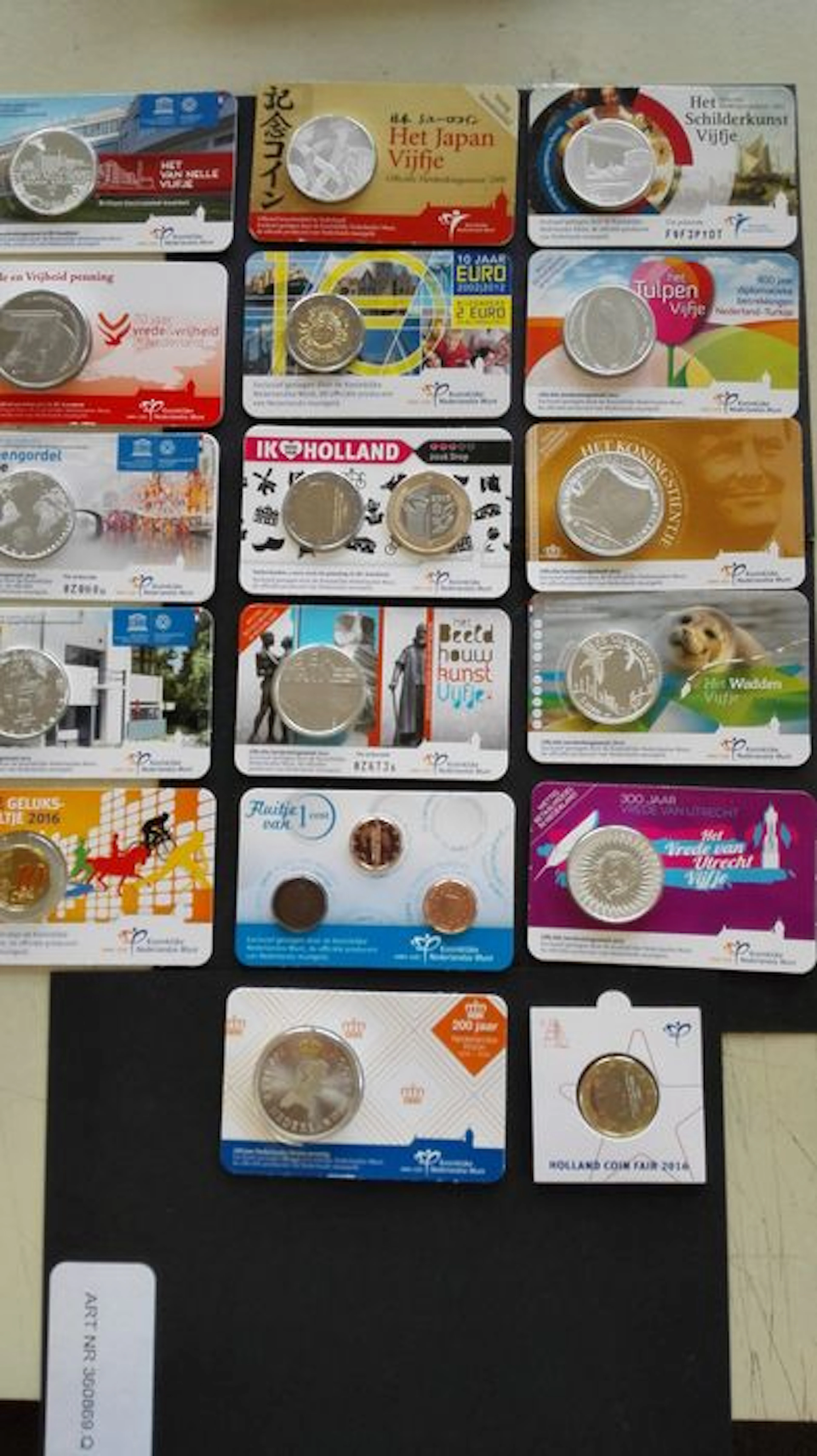 Netherlands - Coins and medals various in coincards (16 pieces) + coin holder (1x)
