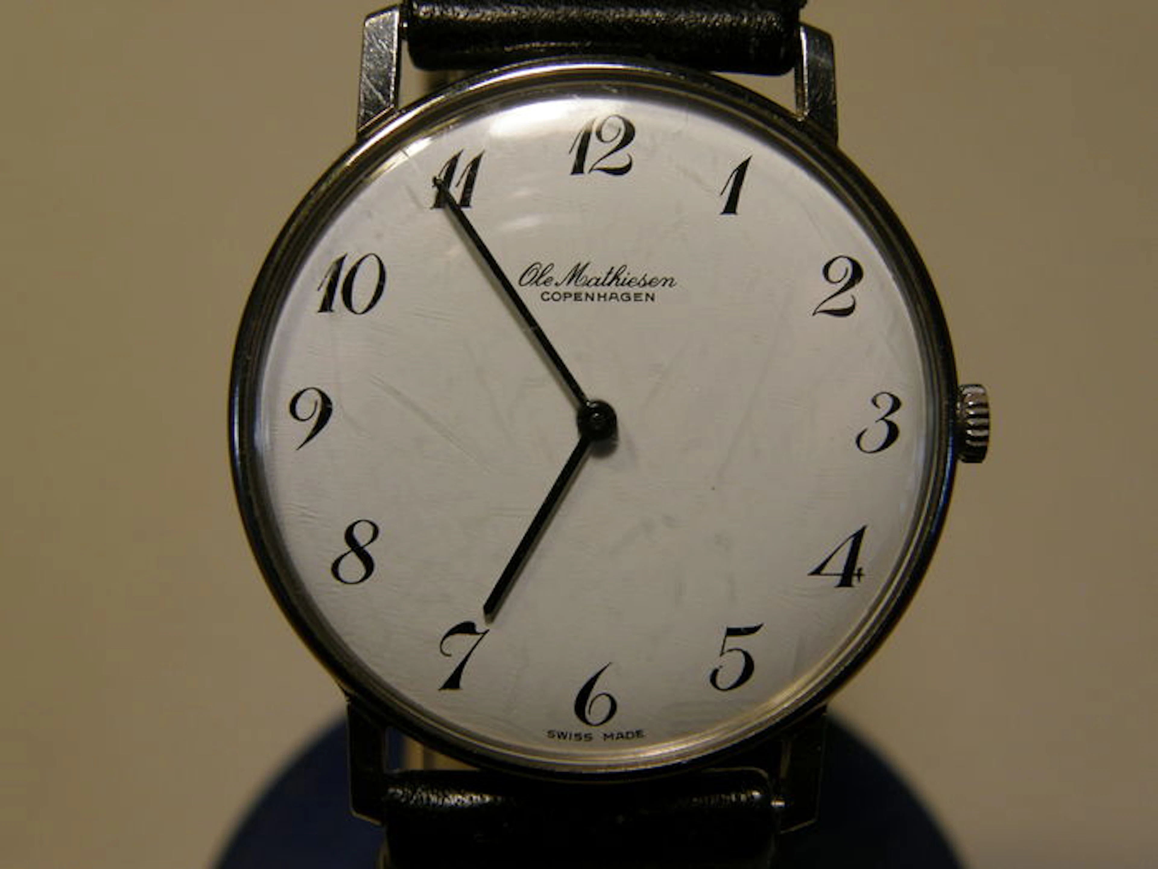 OLE MATHIESEN UNISEX WRISTWATCH