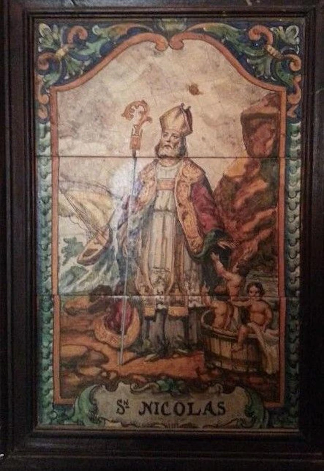 Gran azulo Religioso retablo ceramica Sevilla Fabrica mensaque muy antigo en 3 piezas - S.IXX