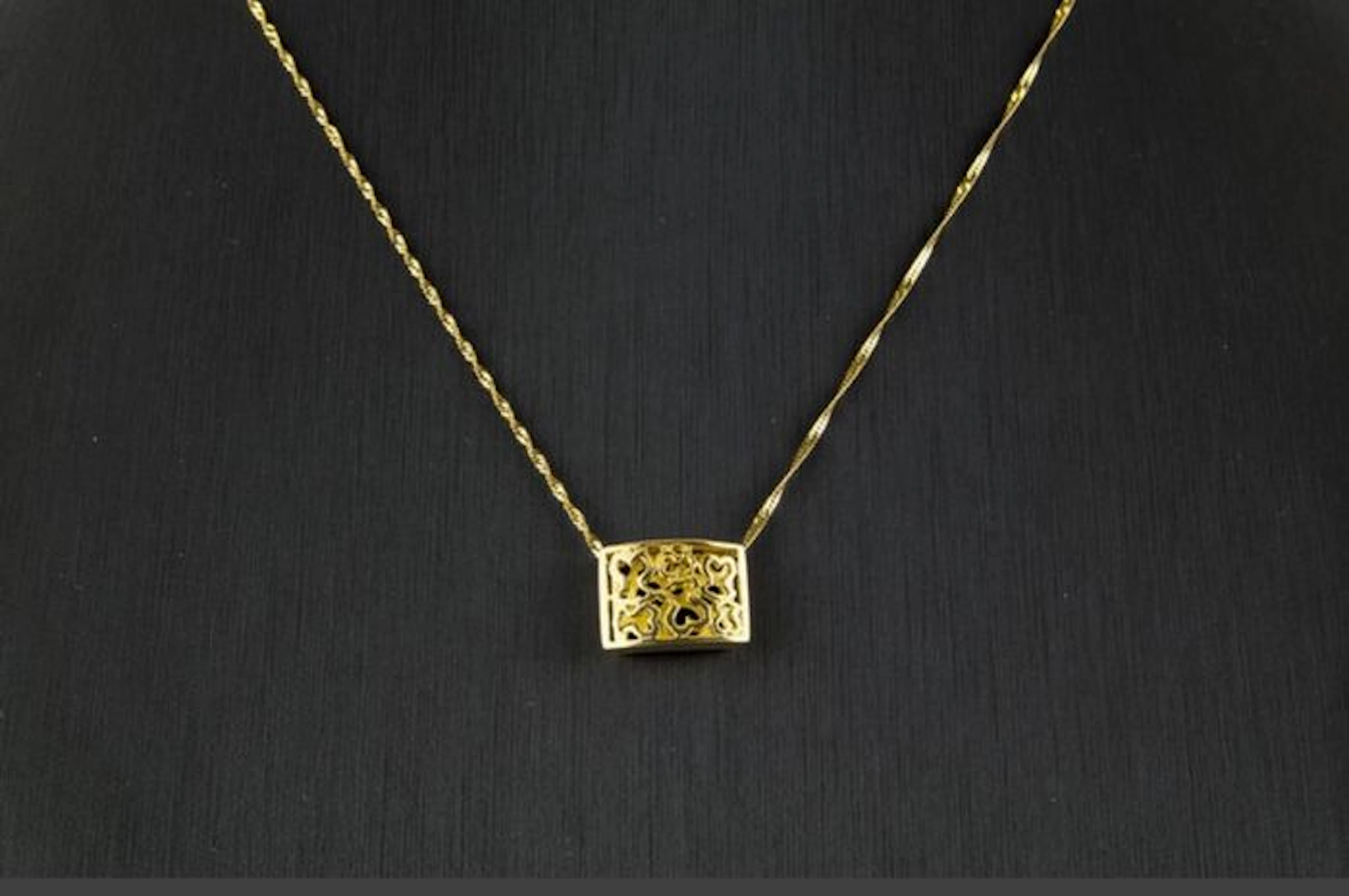 Tous – 18 kt yellow gold necklace