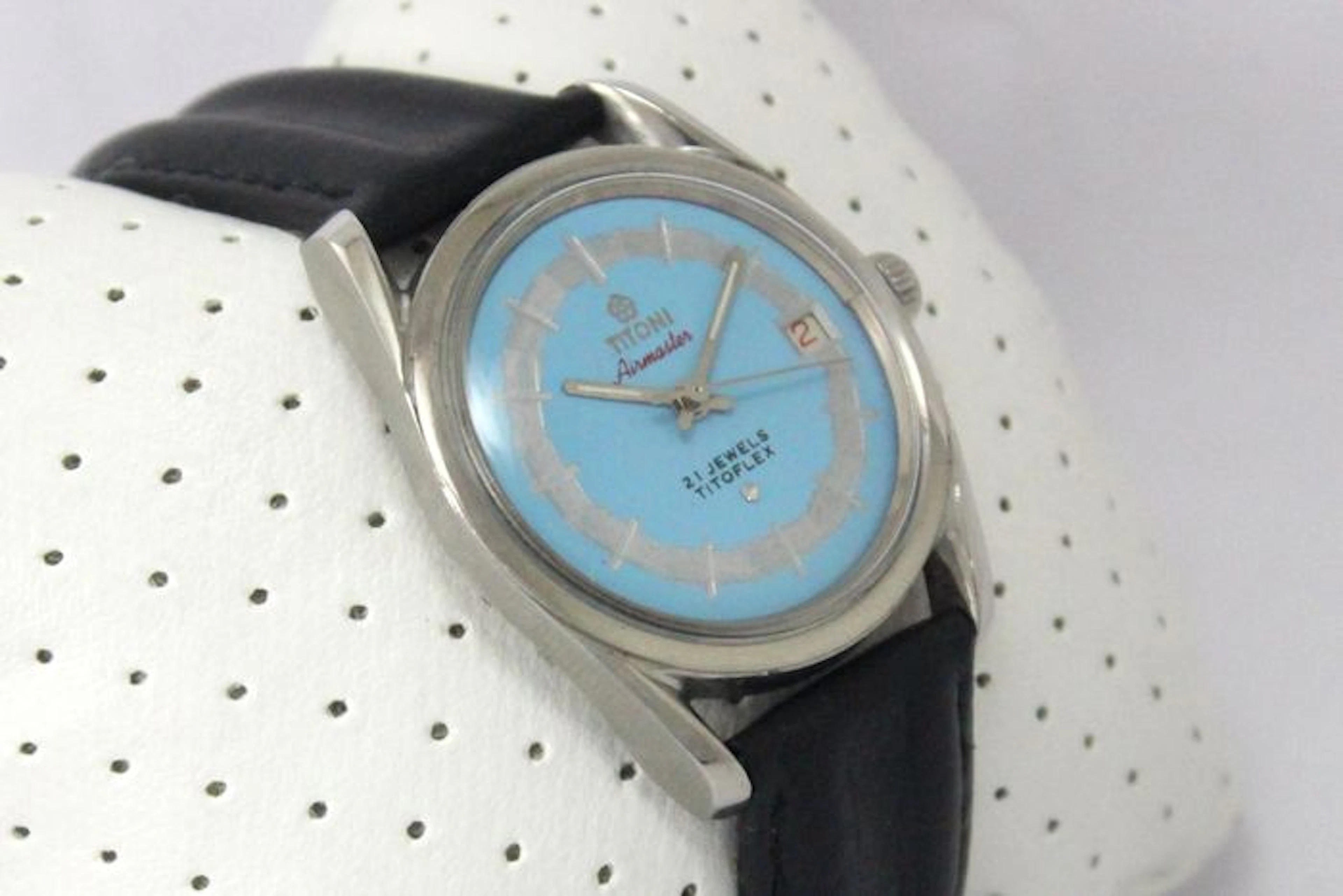 Titoni "Airmaster Titoflex" Men's Wristwatch - Year 1970s
