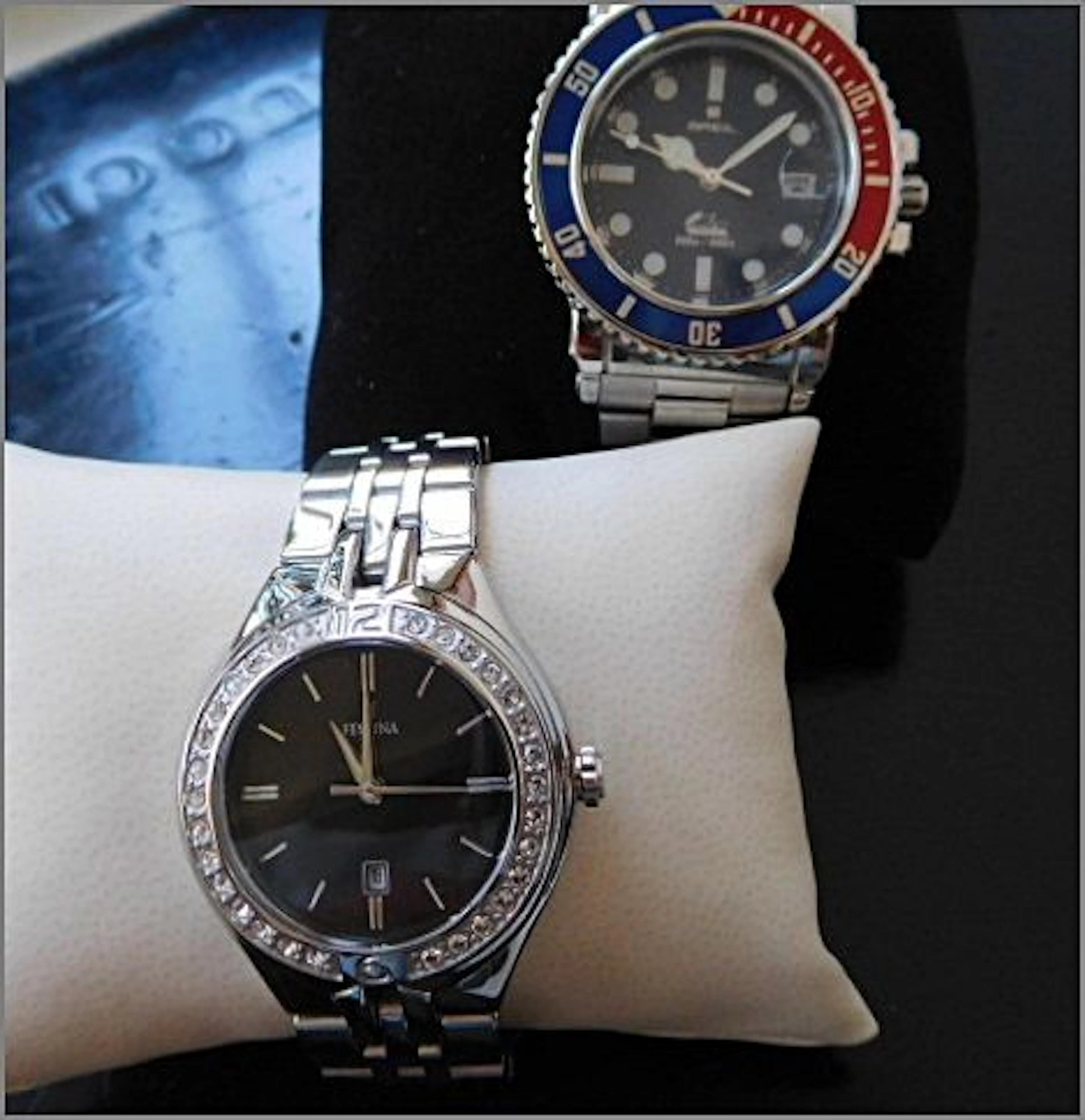 Lot of 2 watches, Breil Manta Vintage (for men) Festina with diamonds (for women)